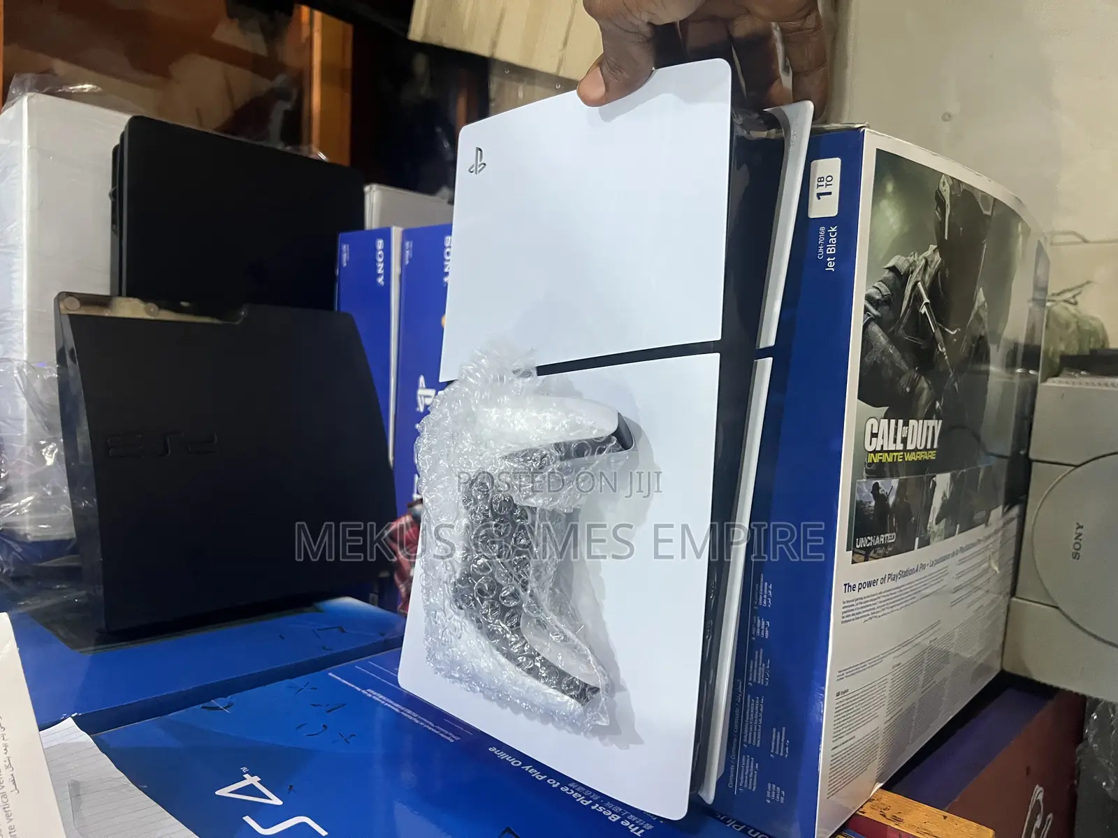 Ps5 Slim Plus All the Accessories Intact