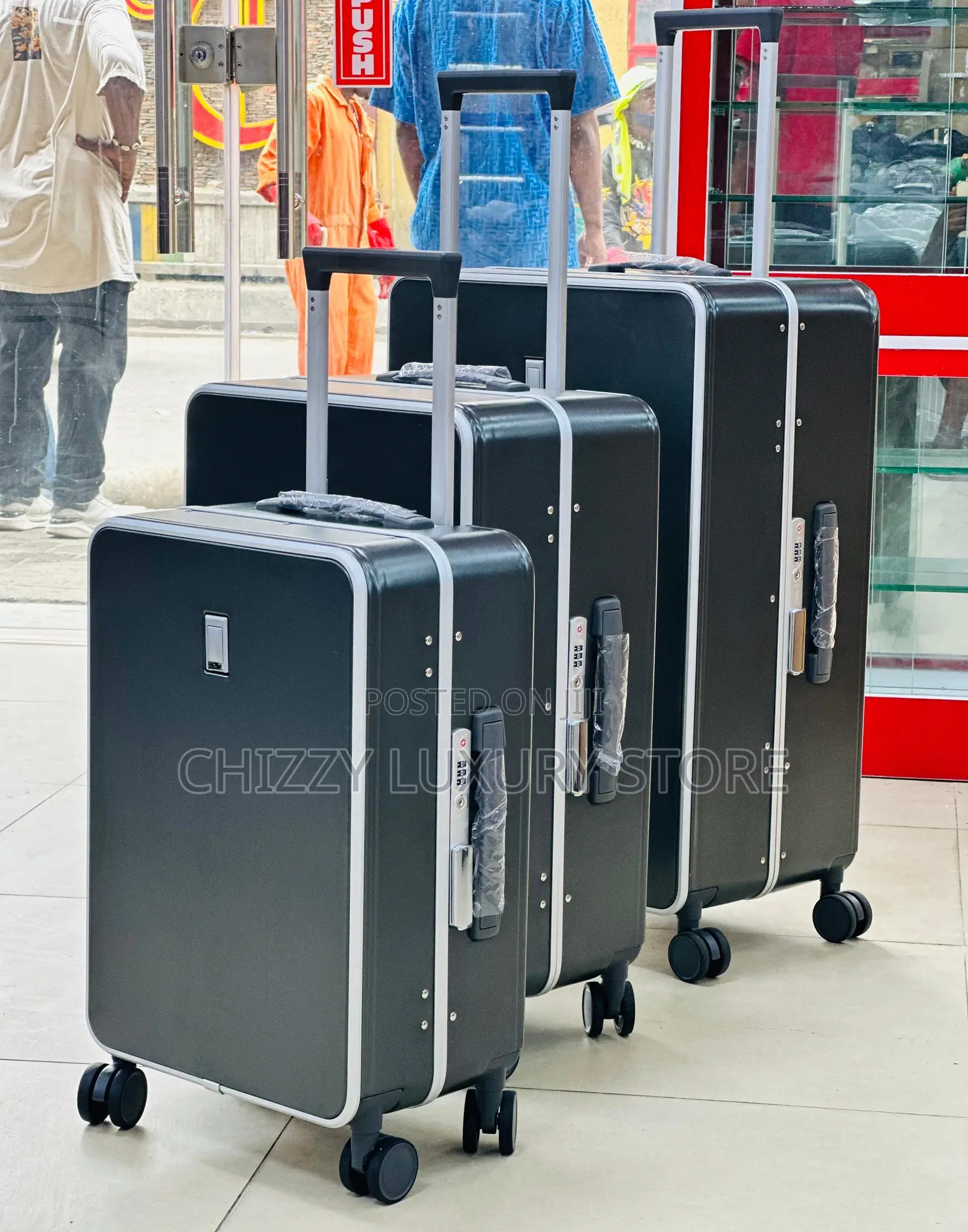 High Quality Luxury Travel Luggage