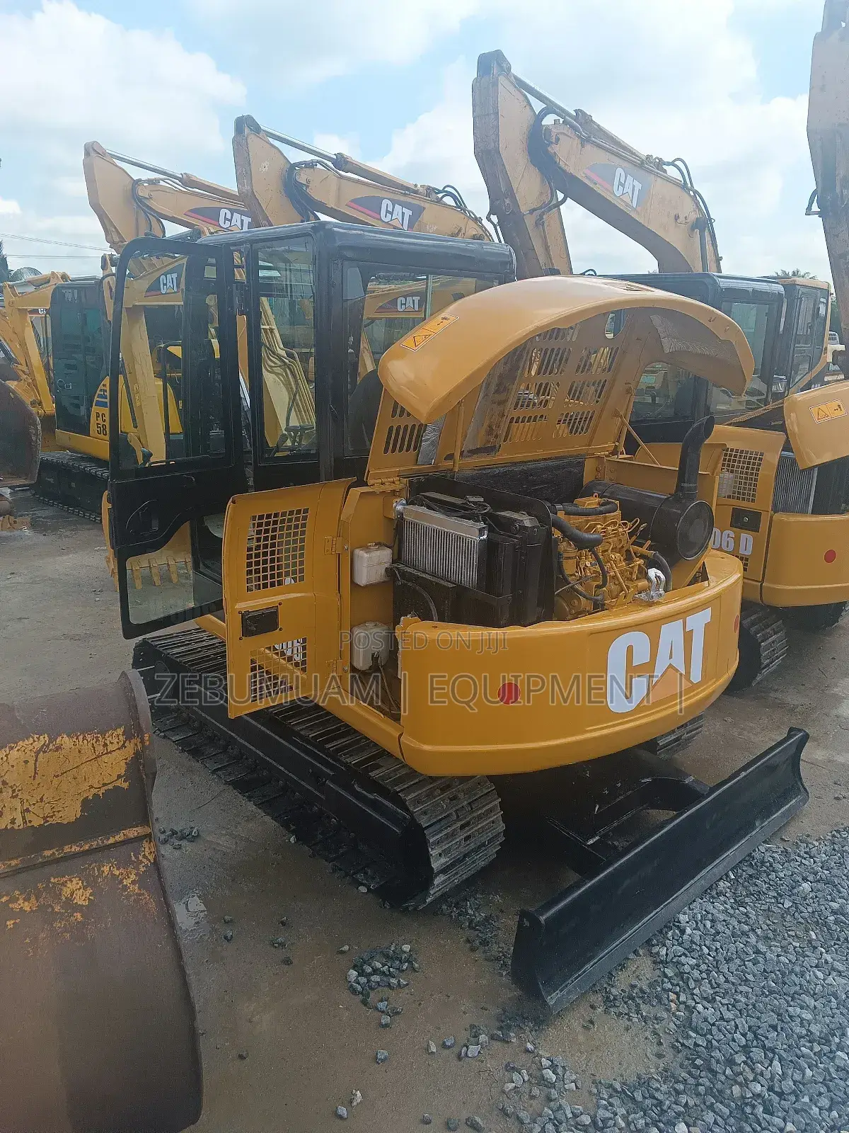 Caterpillar Mini Excavator 306d for Sale. Price 70 Million Naira Only.
