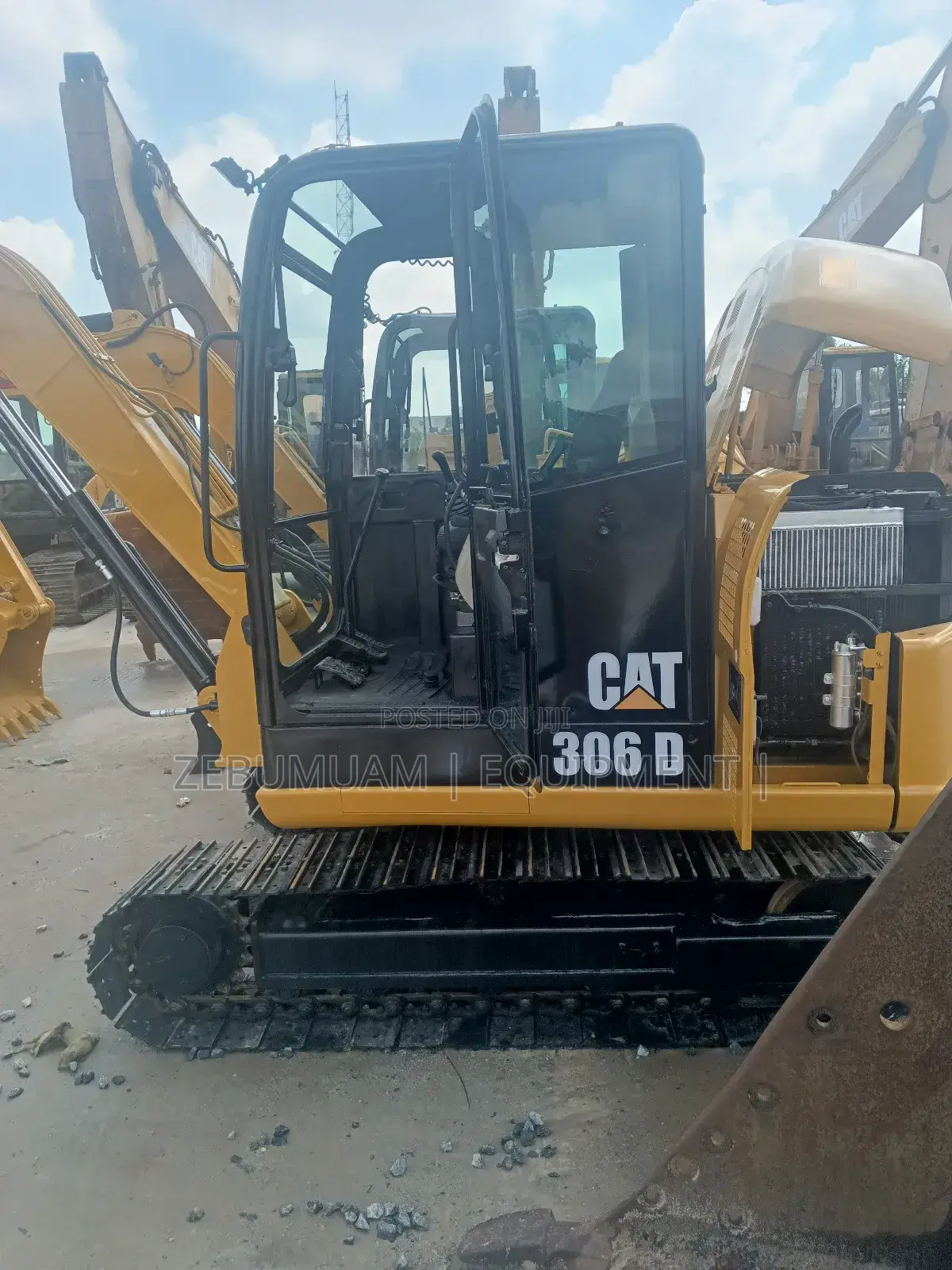 Caterpillar Mini Excavator 306d for Sale. Price 70 Million Naira Only.