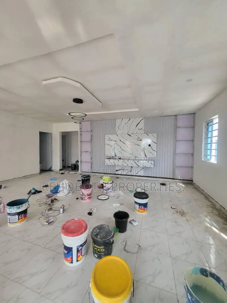 3bdrm Bungalow in Green View Estate, Akala Express for sale