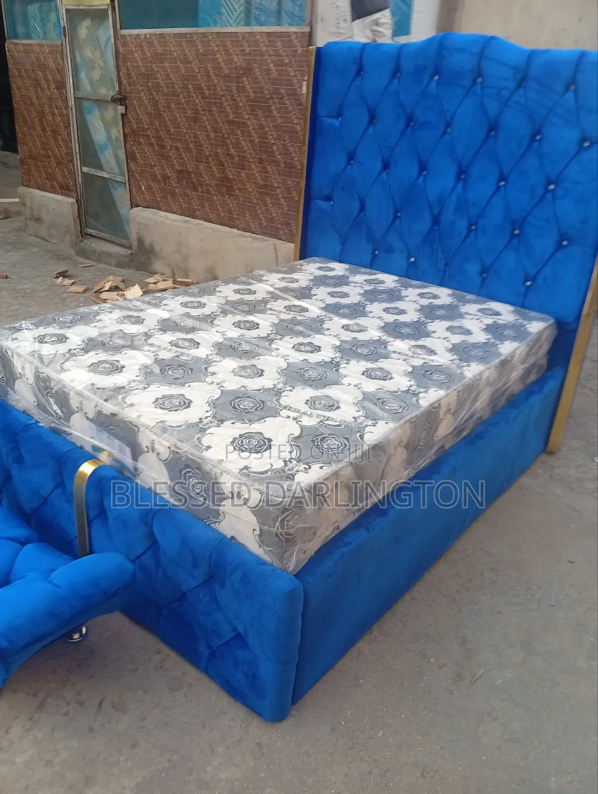 4,5/6 Blue Bed Frame With Mattress.