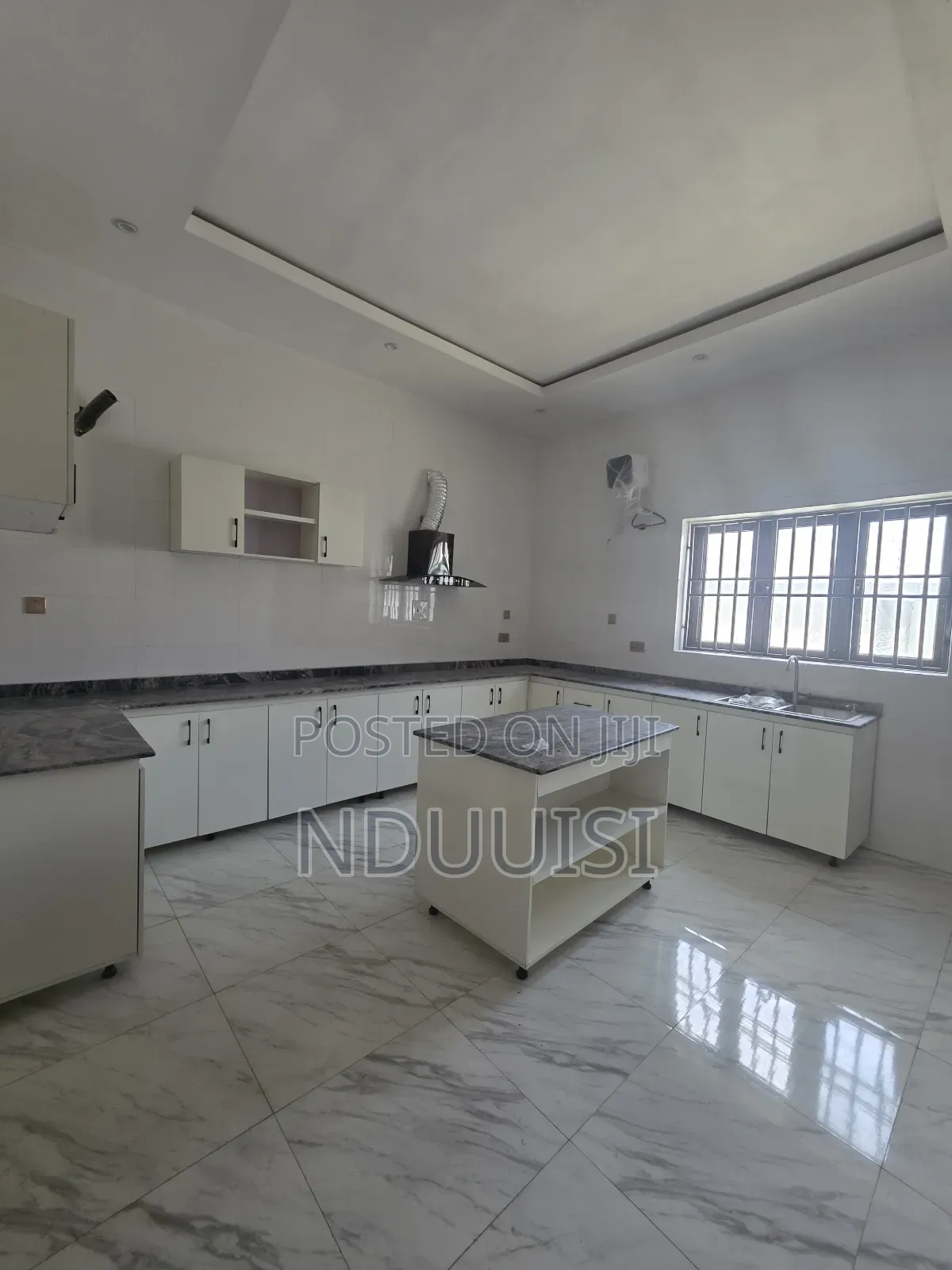 4bdrm Duplex in Guzape District for sale