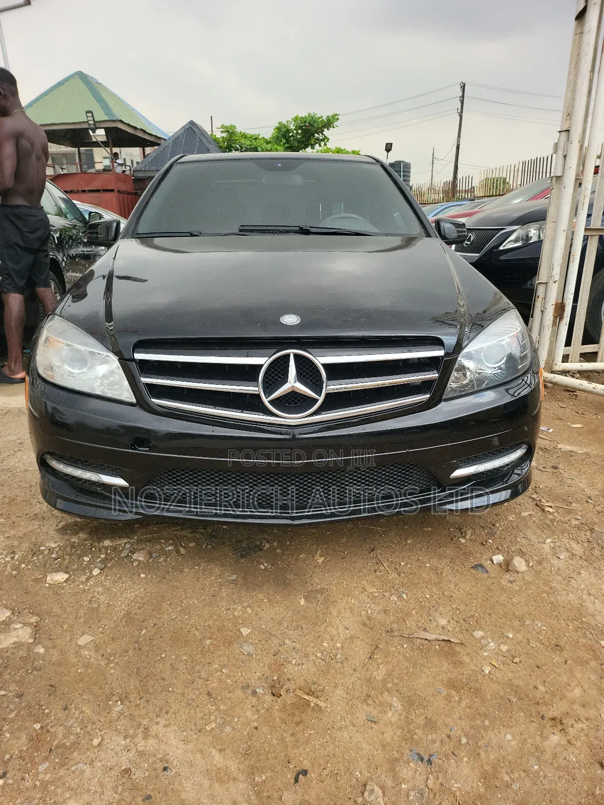 Mercedes-Benz C300 Luxury 4Matic Sedan AWD (3.0L 6cyl 7A) 2011 Black