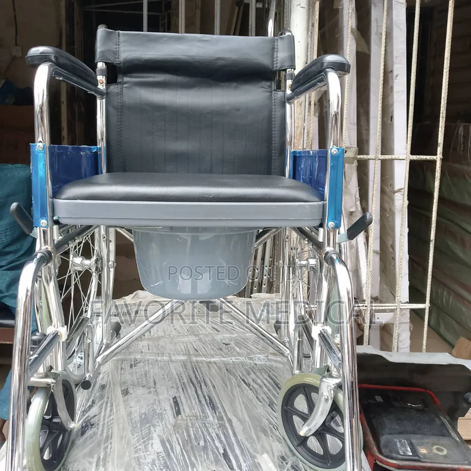 Foldable Commode Wheelchair