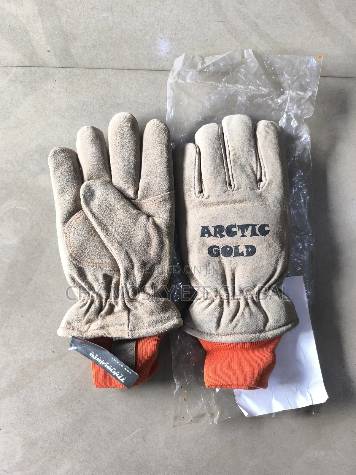 Fireman Glove (Arctic Gold)