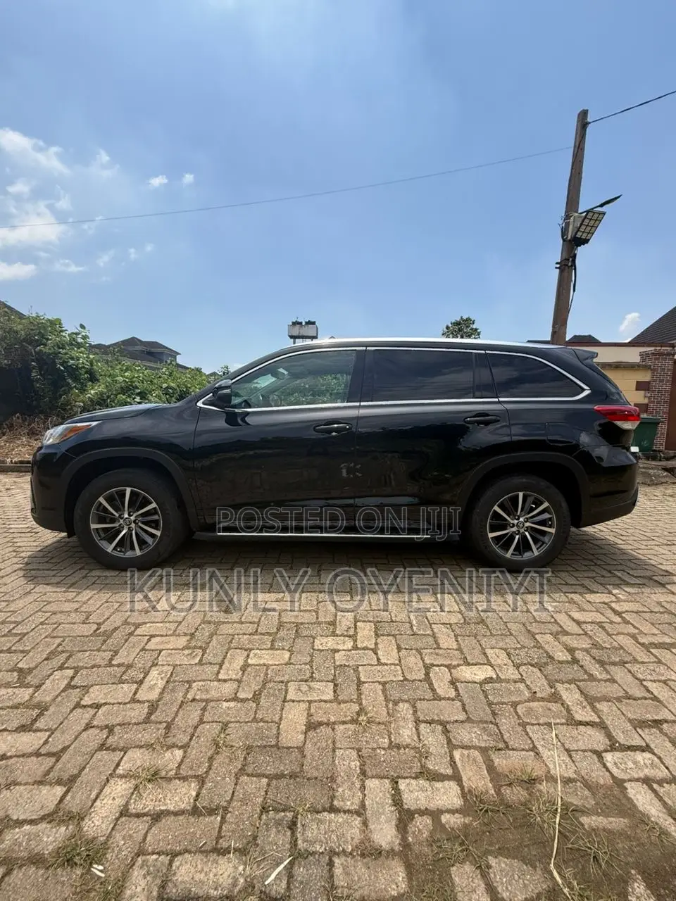 Toyota Highlander XLE 4x2 V6 (3.5L 6cyl 8A) 2017 Black