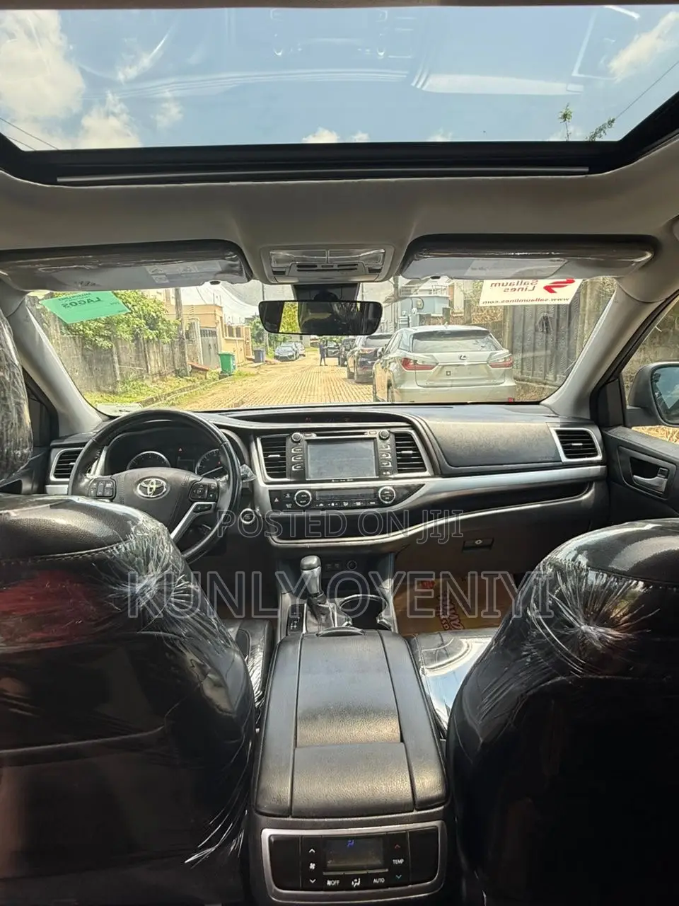 Toyota Highlander XLE 4x2 V6 (3.5L 6cyl 8A) 2017 Black