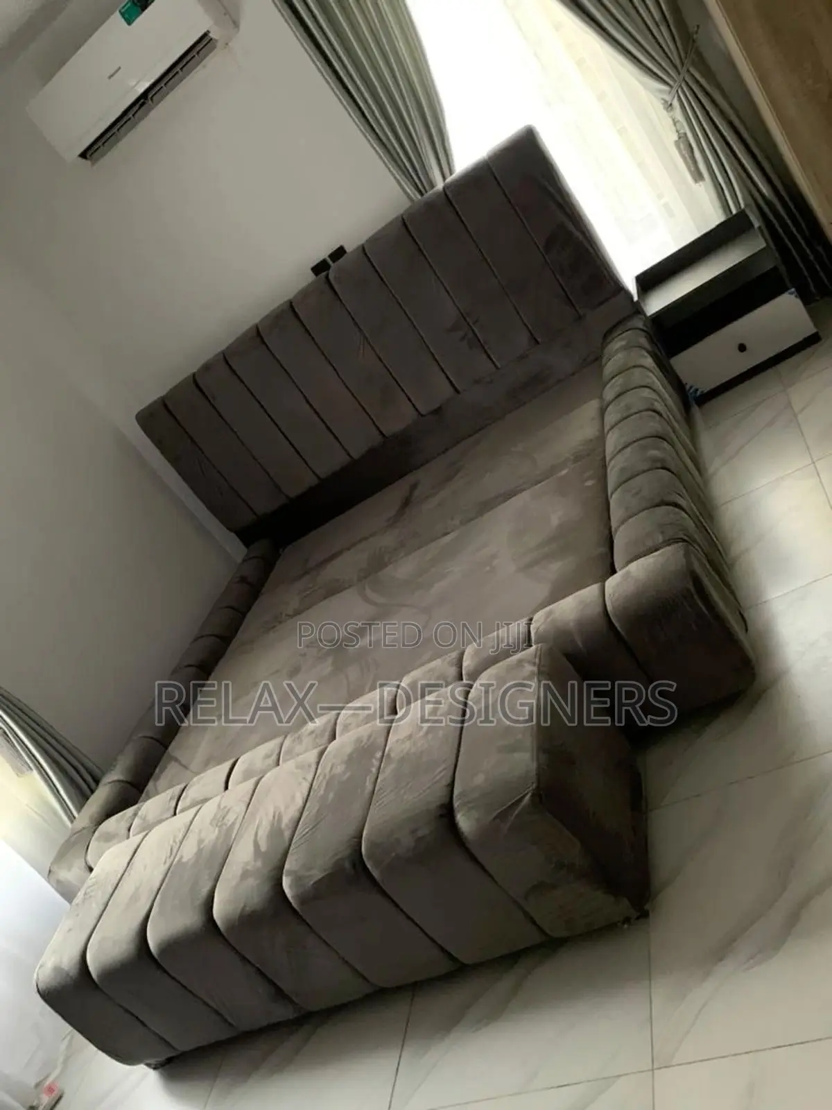 Swade Padded Bed 