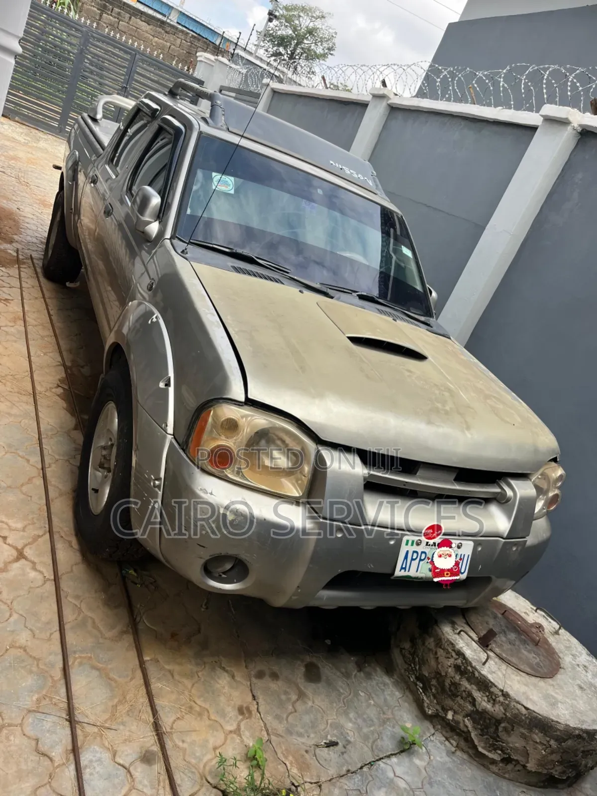 Nissan Frontier Automatic 2005 Gray