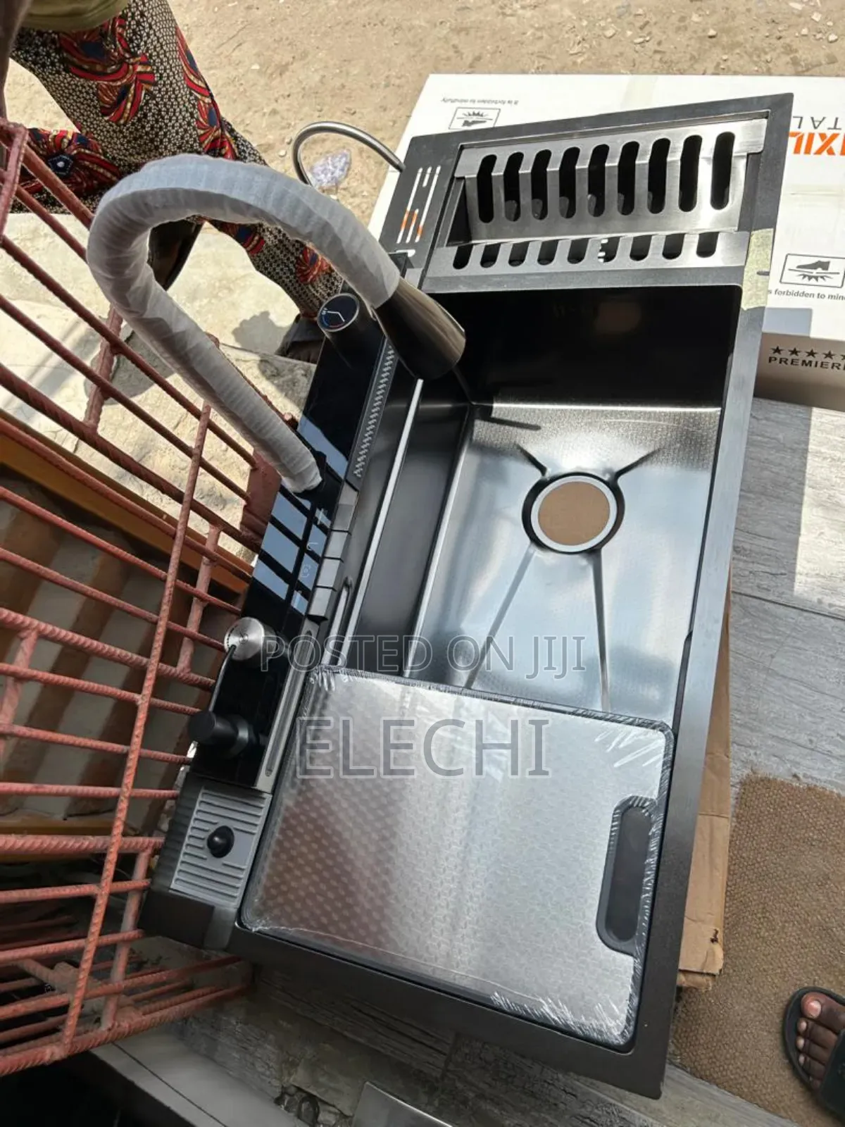 Multifunction Kitchen Sink With Plate Rack