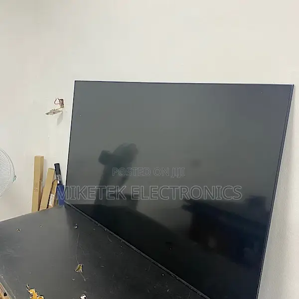Royal 65 Inches Television Qled