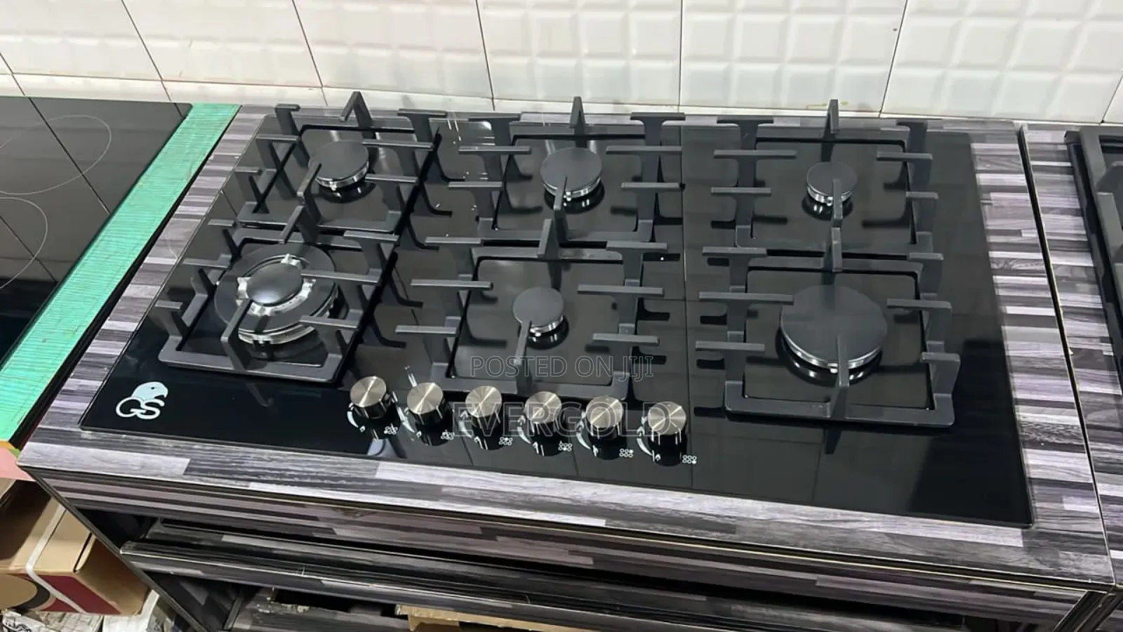 6 Burner Built-in Gas Cooker With Automatic Ignition Available