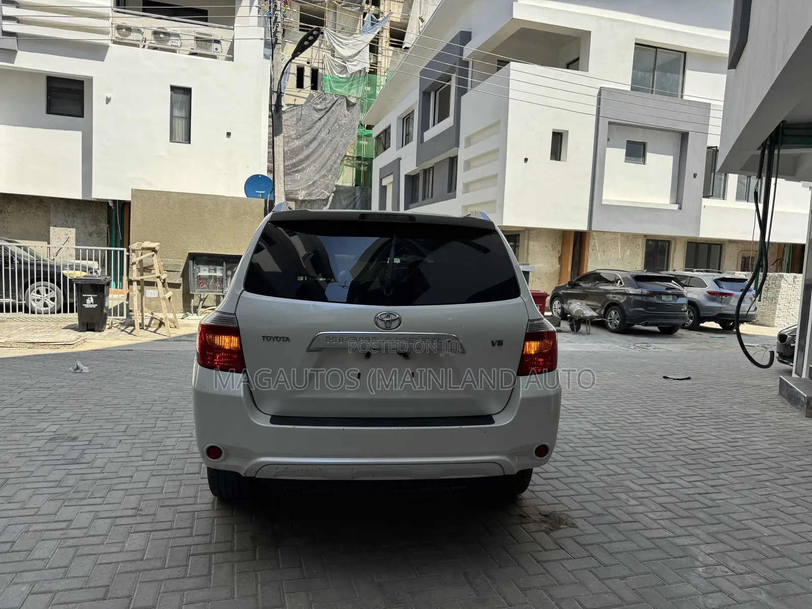 Toyota Highlander Limited 2008 White
