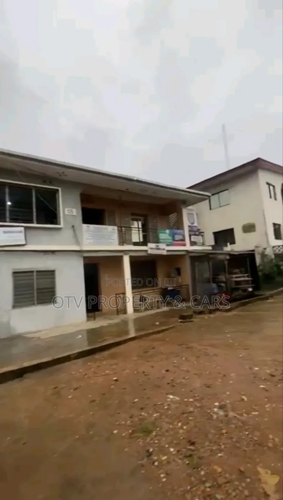 For Sale Commercial Office Complex of Tenement Building of 6rooms Etc