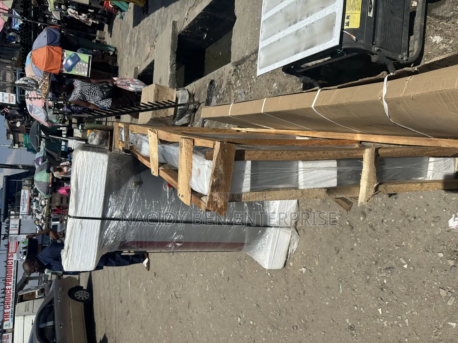 Ariston Solar Water Heater 200liters