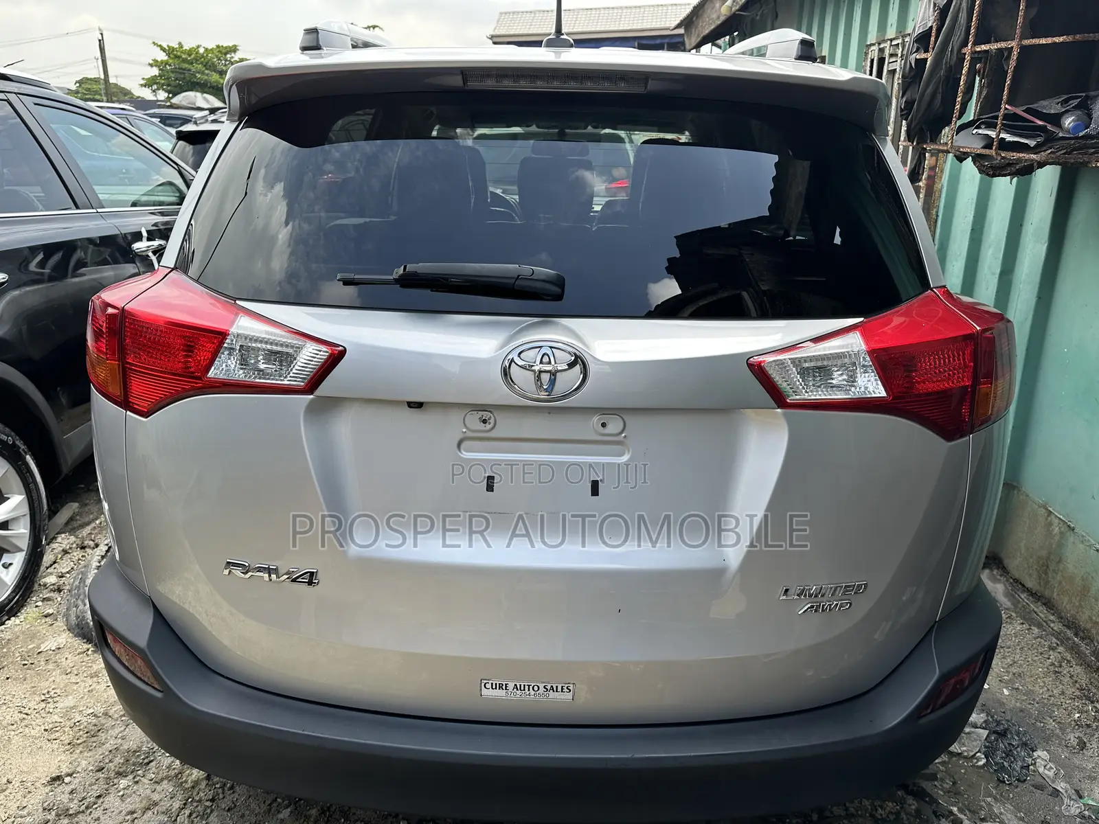 Toyota RAV4 Limited 4dr SUV AWD (2.5L 4cyl 6A) 2014 Silver