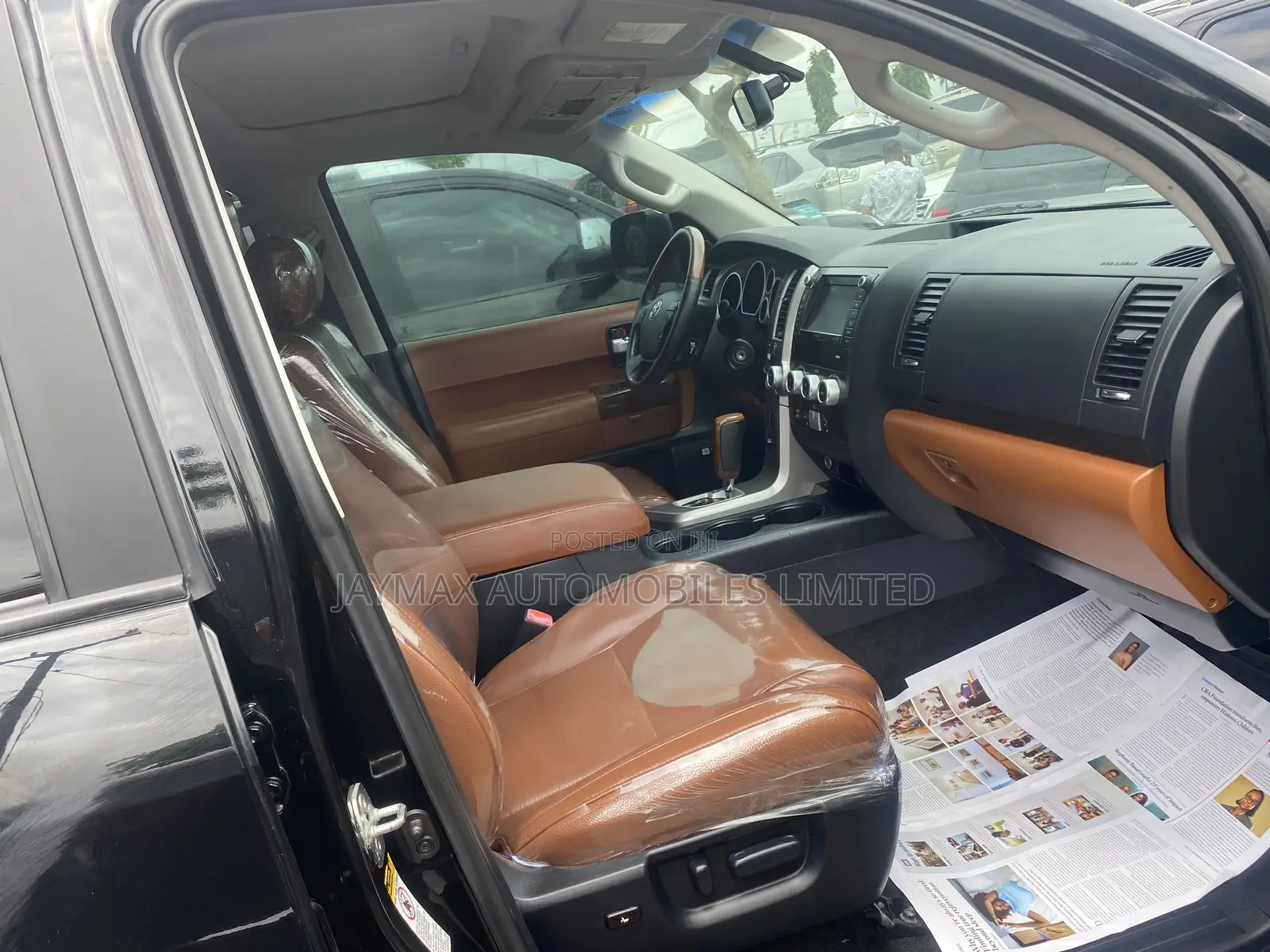 Toyota Sequoia Platinum 4x4 2018 Black