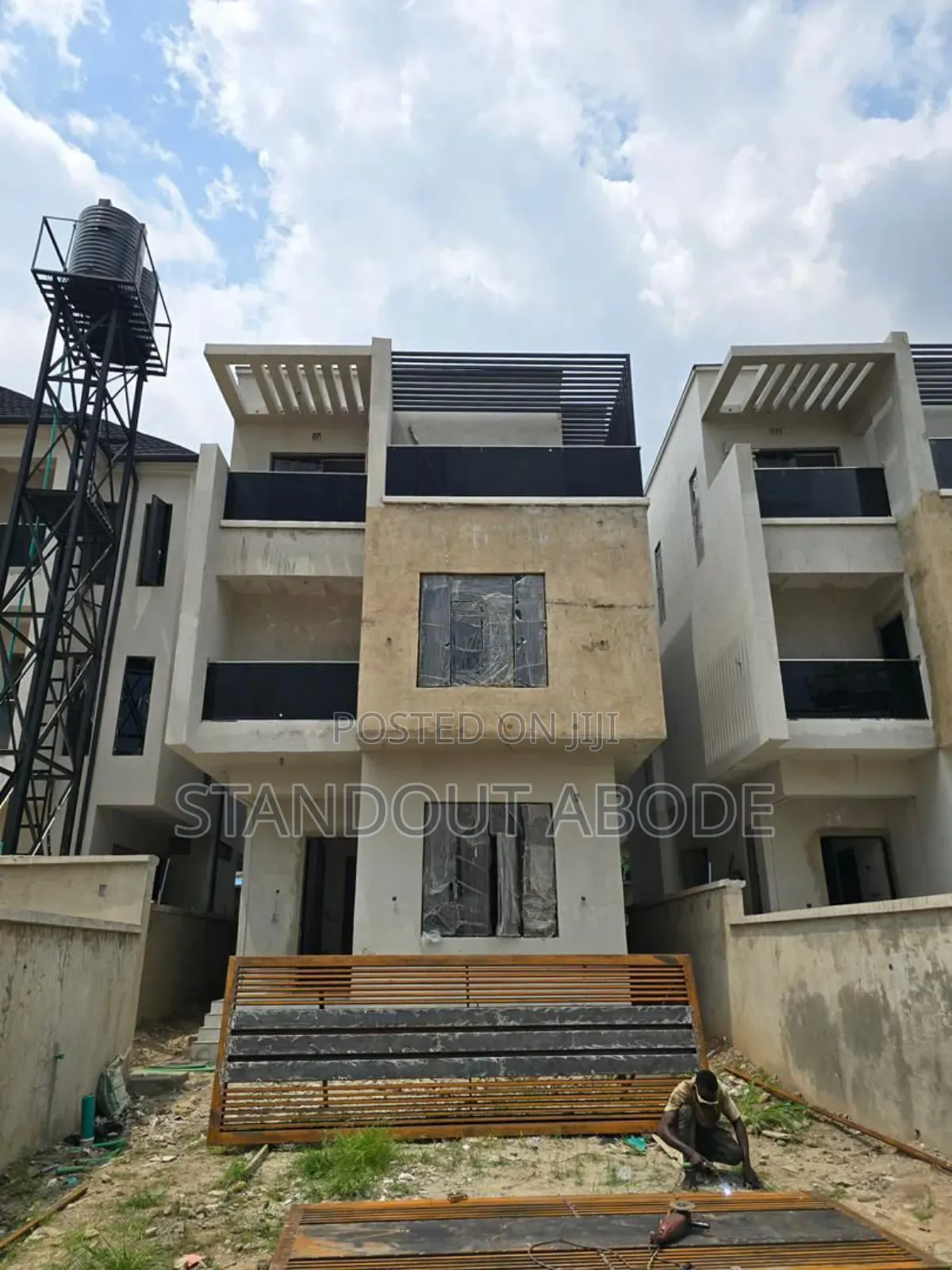 5bdrm Duplex in Inside An Estate, Ikeja for sale