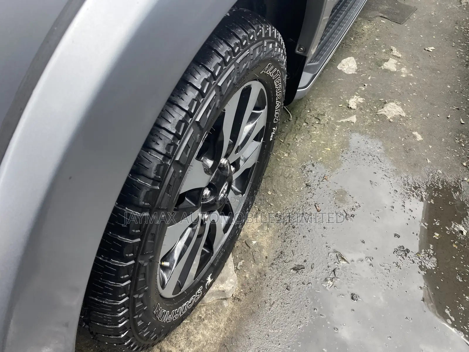 Toyota Sequoia Platinum 4x4 2018 Silver