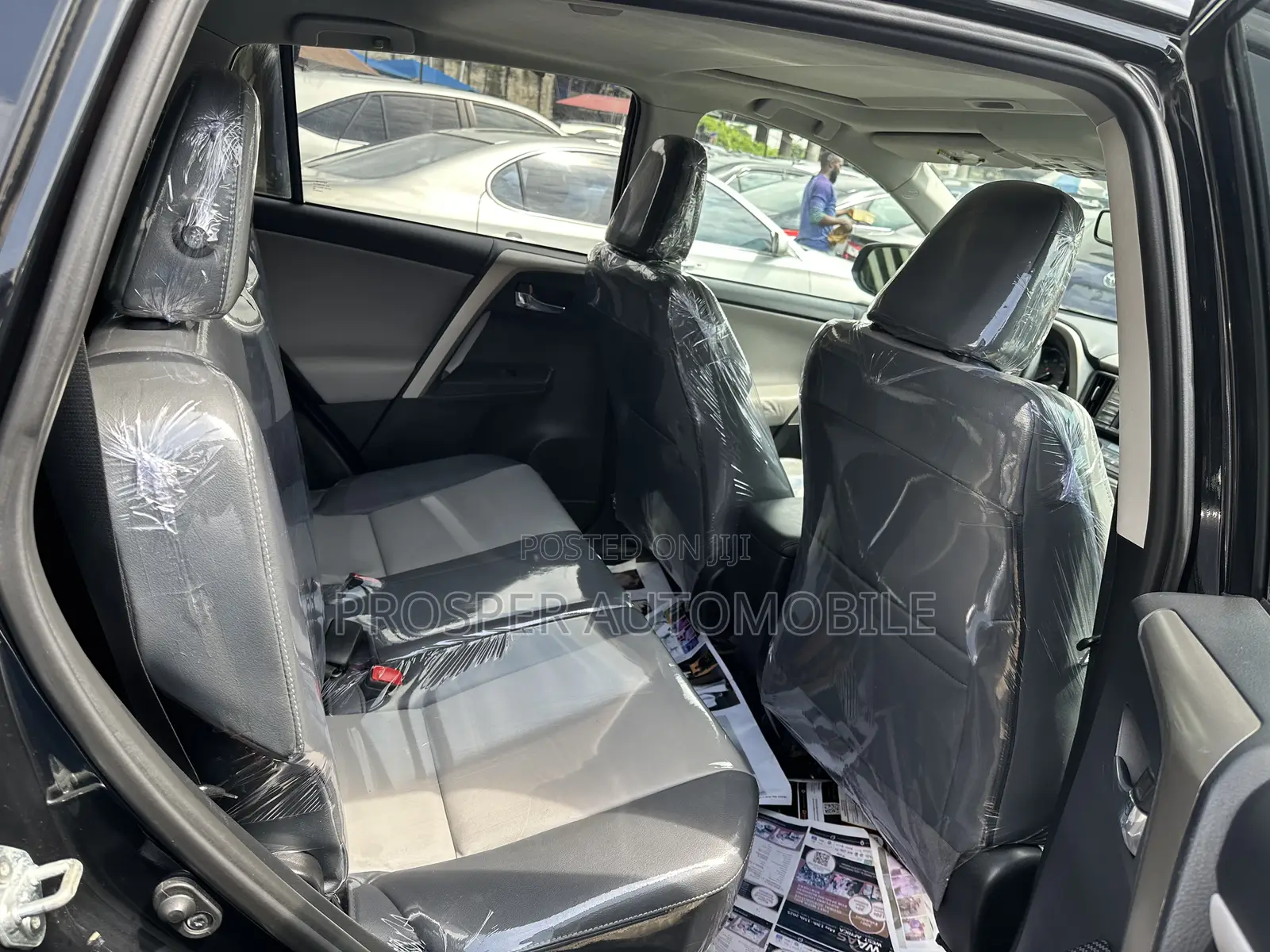 Toyota RAV4 Limited 4dr SUV AWD (2.5L 4cyl 6A) 2014 Black