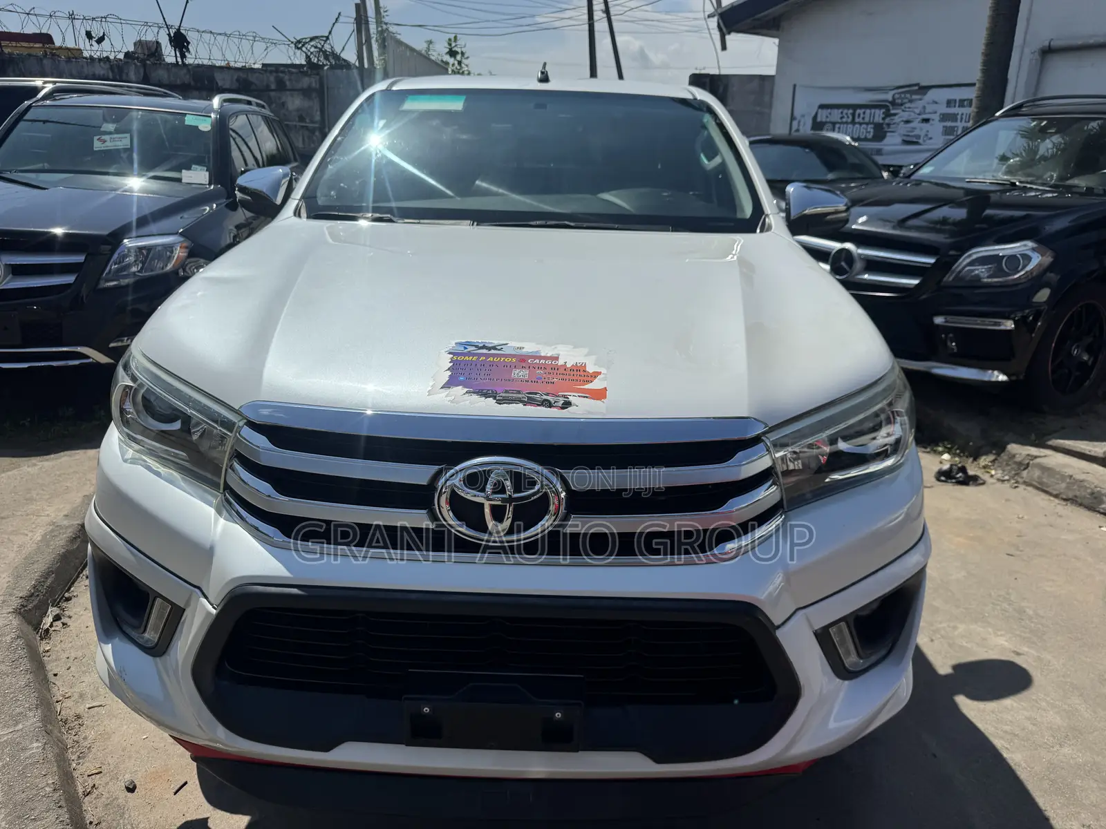 Toyota Hilux Rugged X 4x4 2019 White