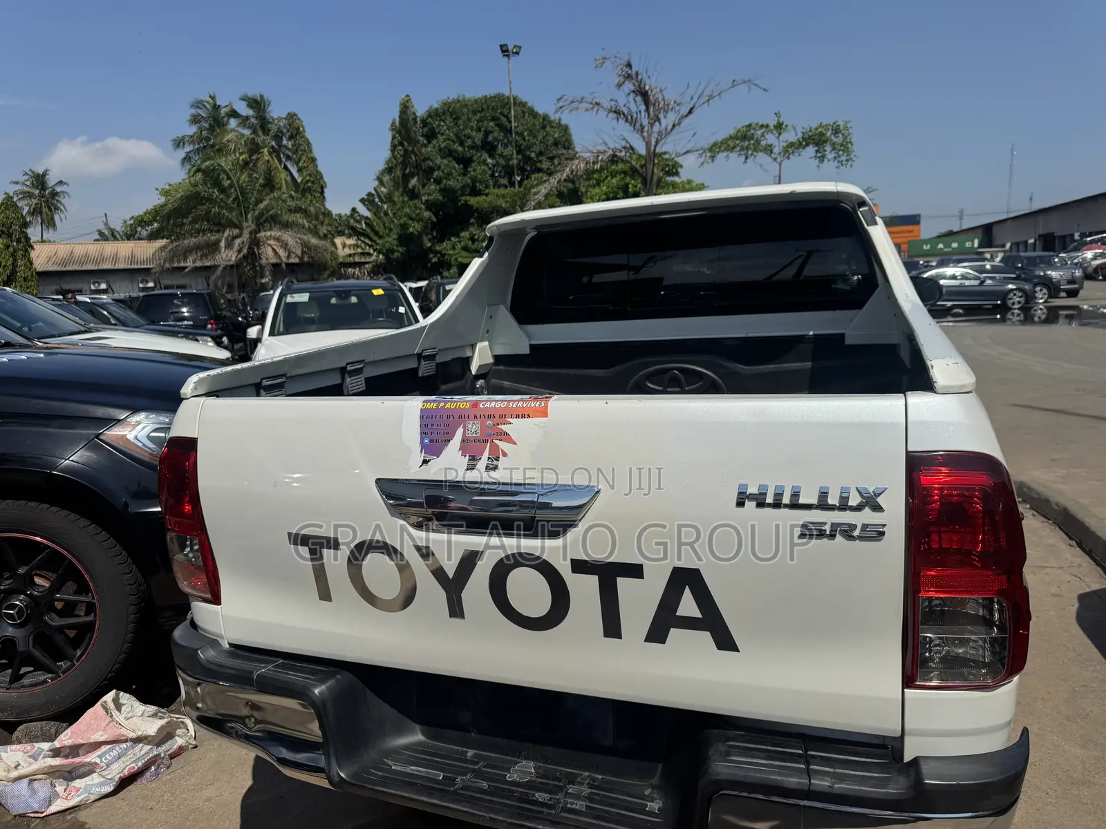 Toyota Hilux Rugged X 4x4 2019 White