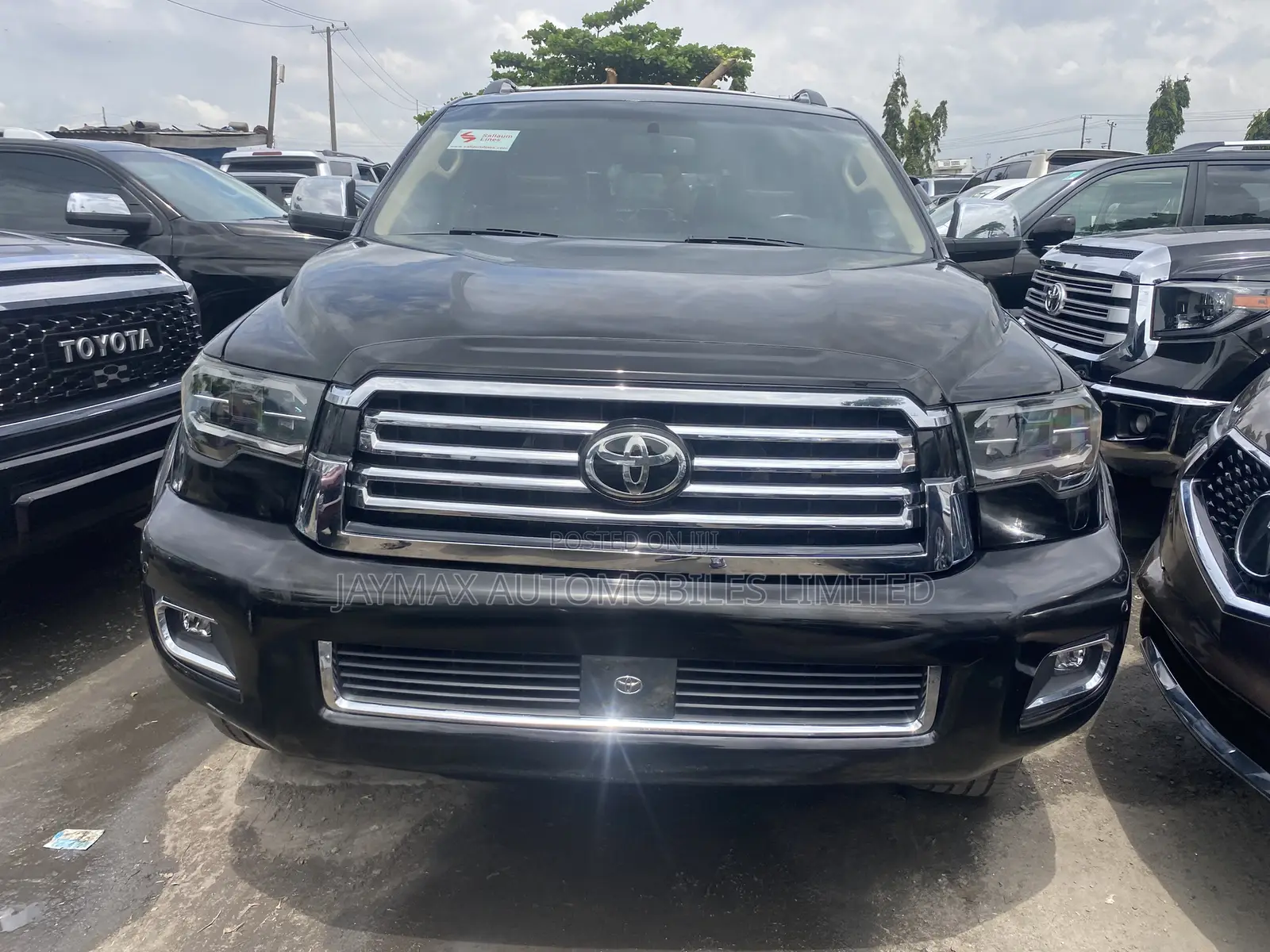 Toyota Sequoia Platinum 4x4 2018 Black
