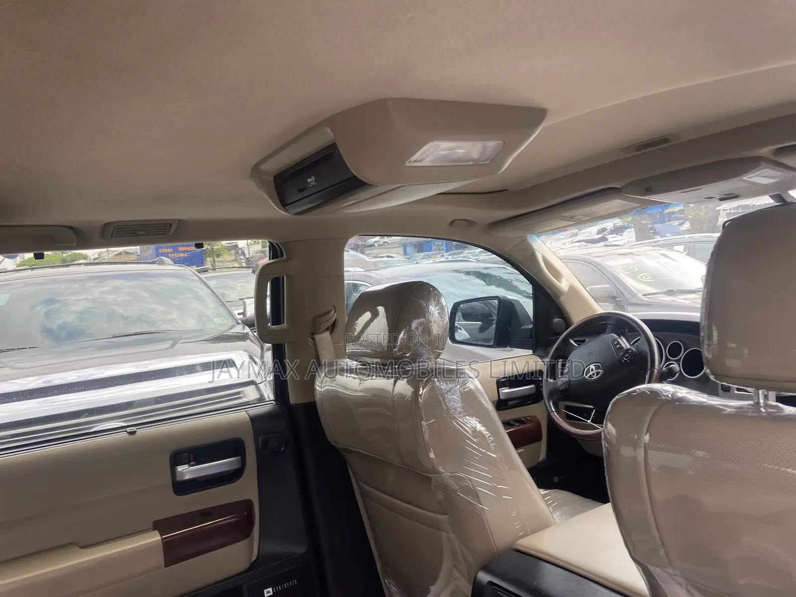 Toyota Sequoia Platinum 4x4 2018 Black