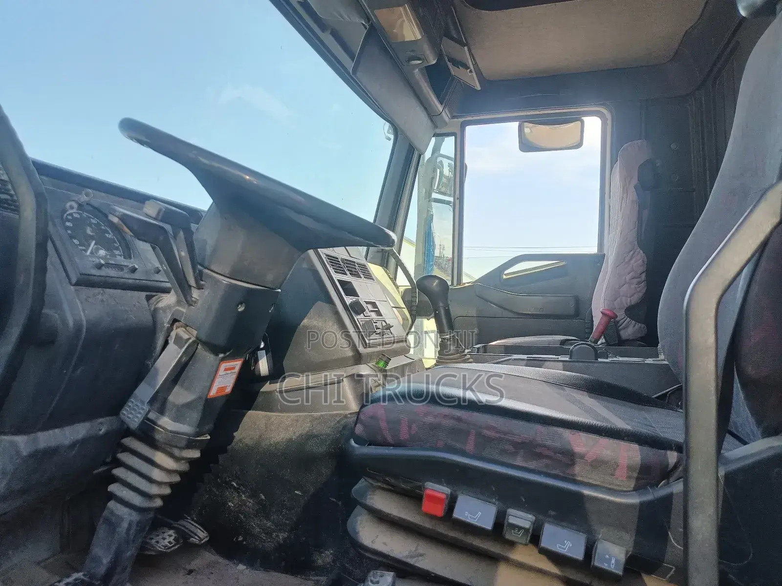Iveco Tipper Truck 12tires (Europe)