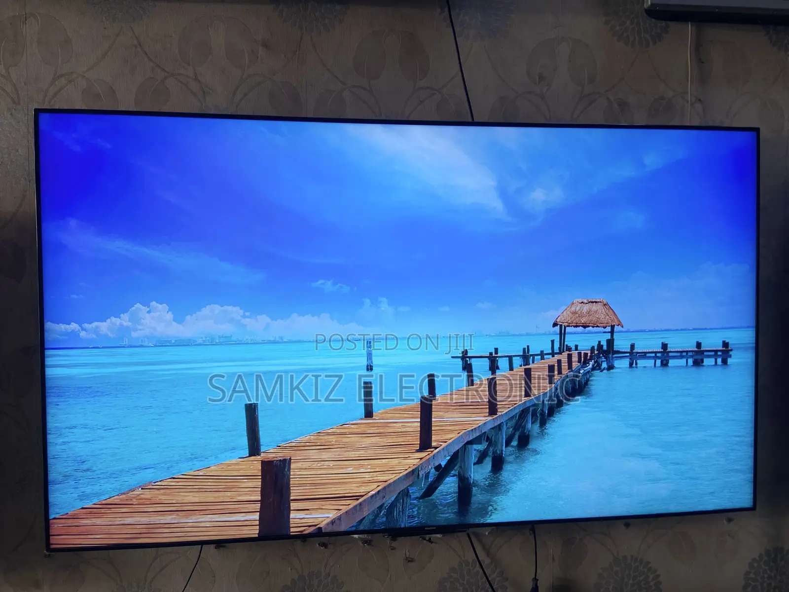 Experience Stunning Visuals With the Hisense 65-Inch Uled 2022 Model.