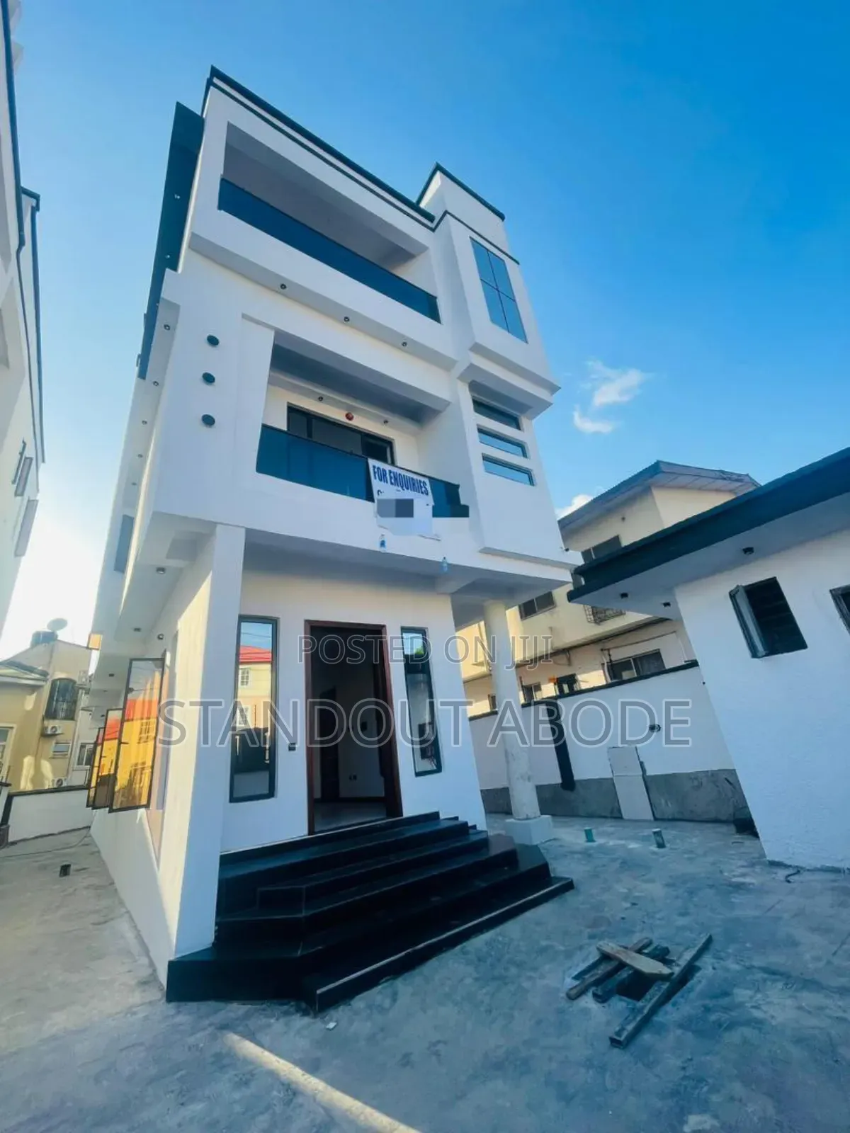 5bdrm Duplex in Inside A Gated, Omole Phase 2 for sale