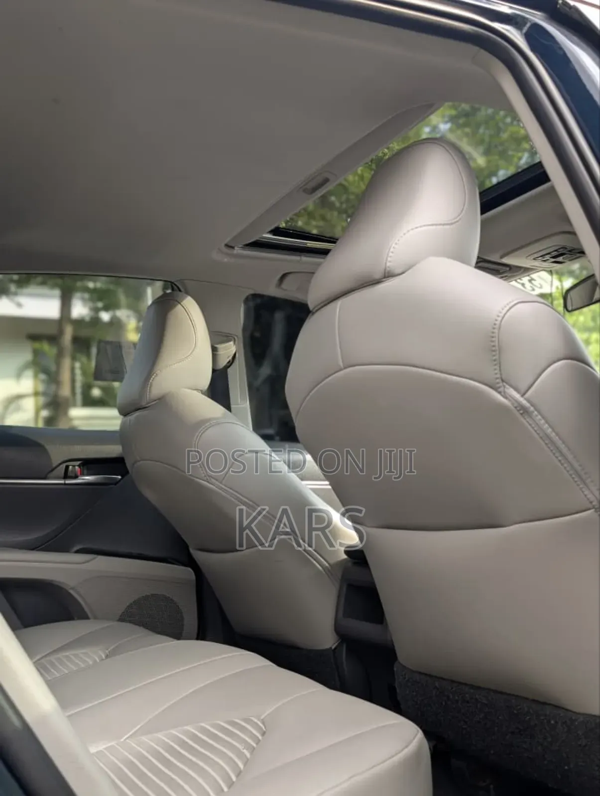 Toyota Camry 2019 Green