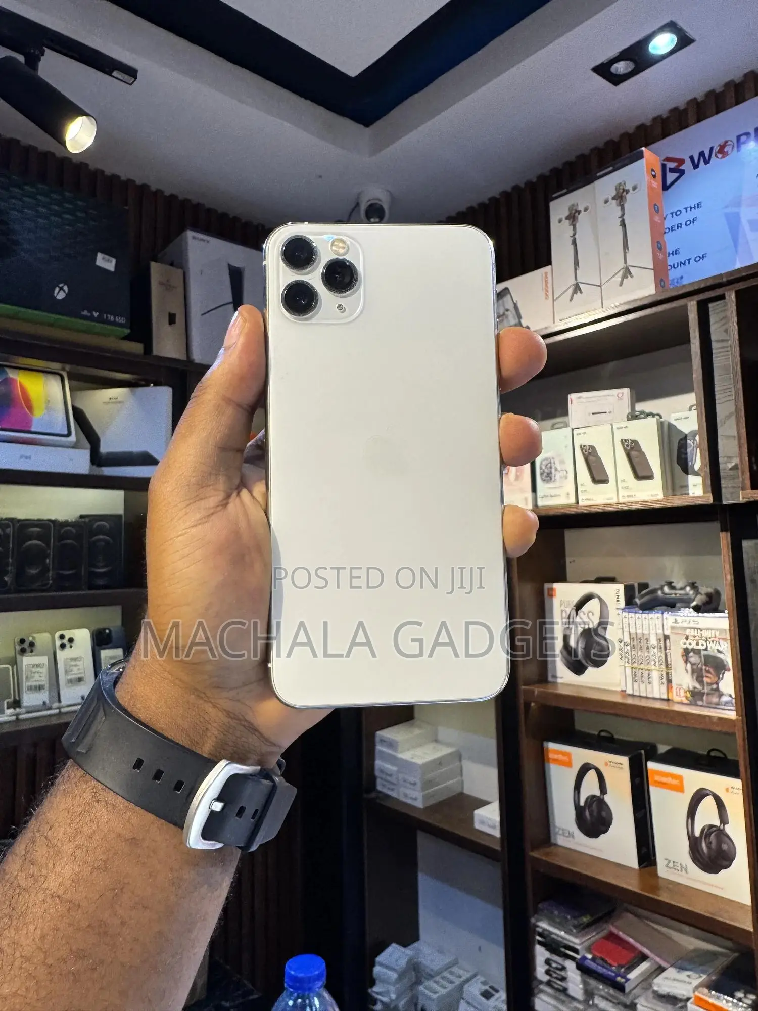 Apple iPhone 11 Pro Max 64 GB Gold