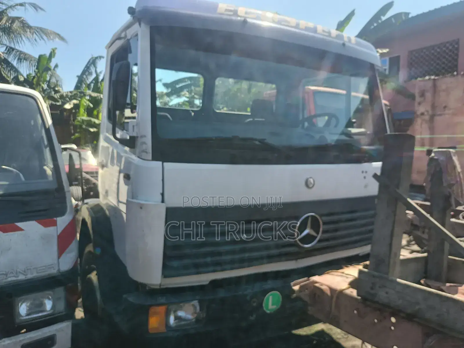 Mercedes Benz 1320 Chassis Truck With Helper Springs (Big Axle)