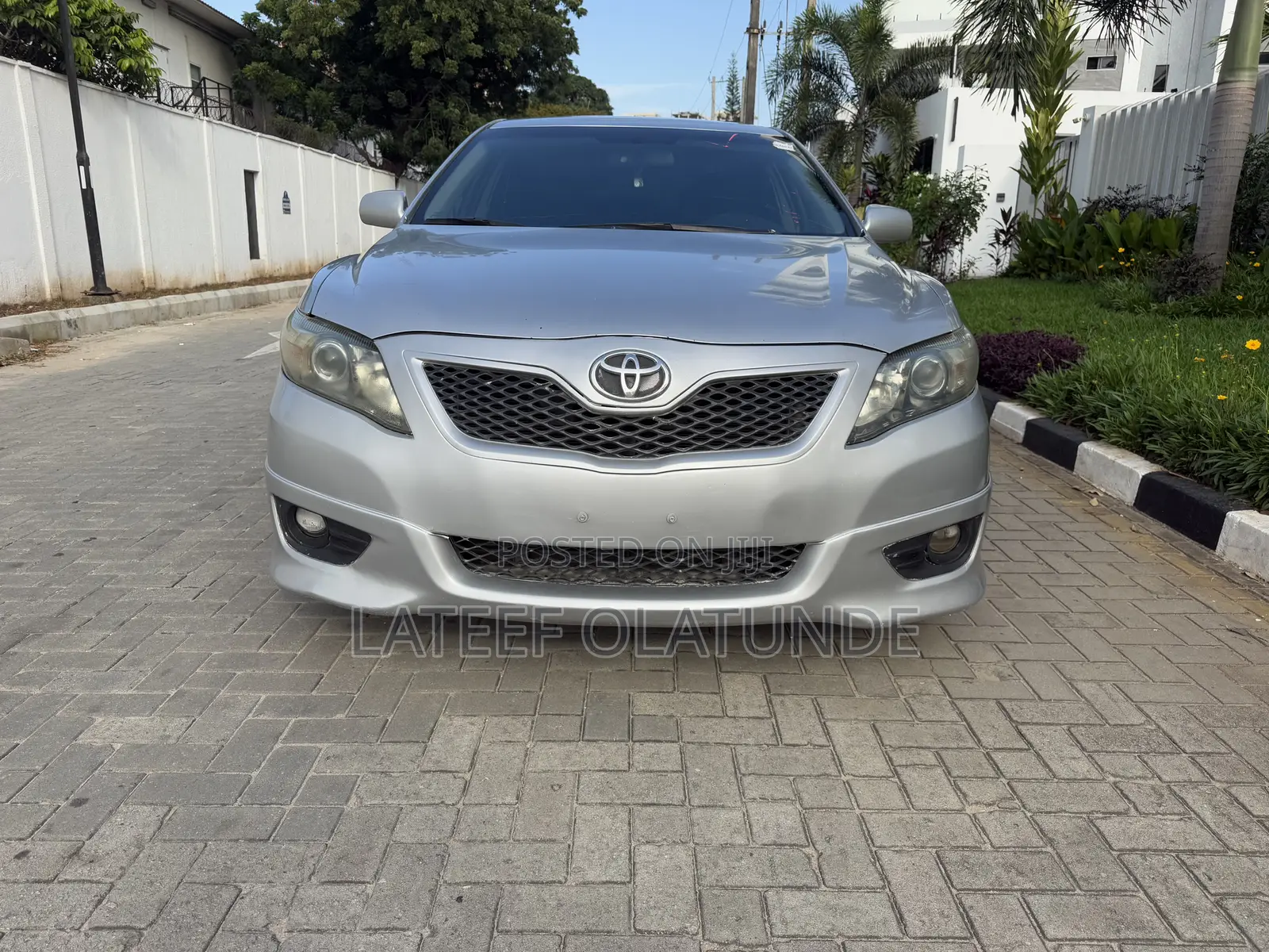 Toyota Camry SE 4dr Sedan (2.5L 4cyl 6AM) 2010 Silver