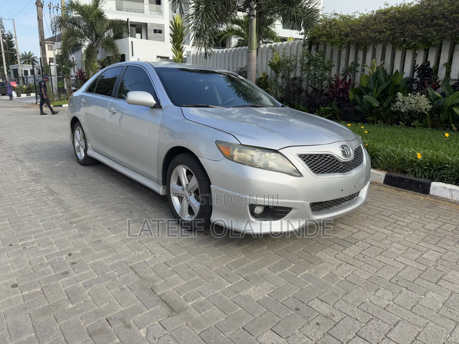 Toyota Camry SE 4dr Sedan (2.5L 4cyl 6AM) 2010 Silver