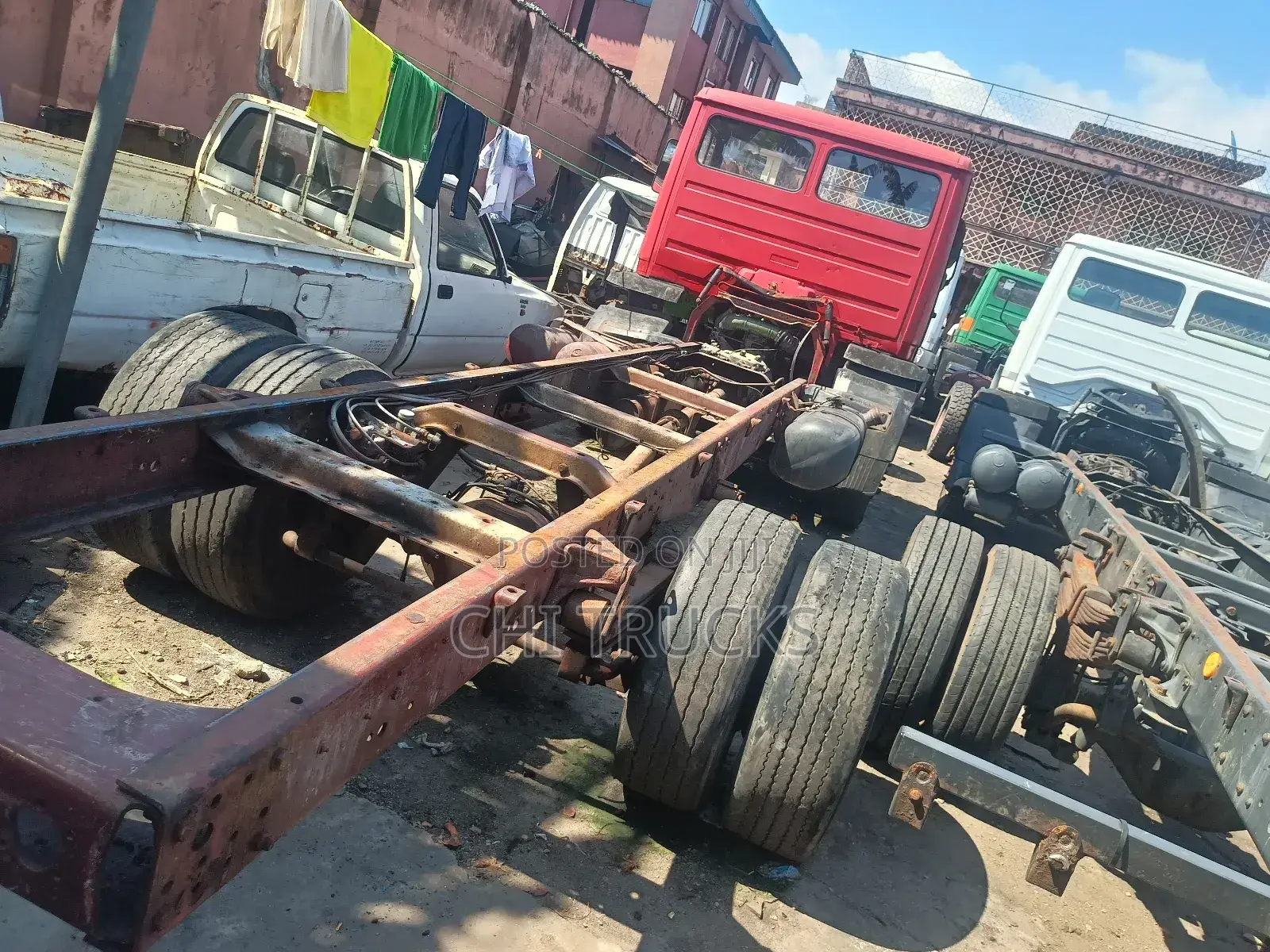 Mercedes Benz 8bolt Cap and Chassis Truck