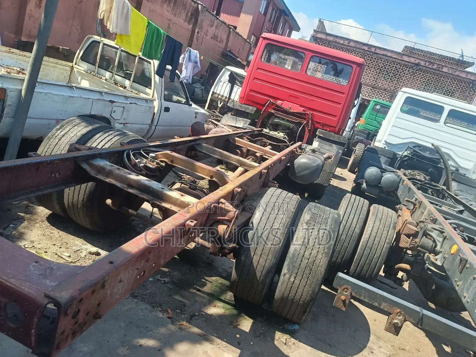 Mercedes Benz 8bolt Cap and Chassis Truck