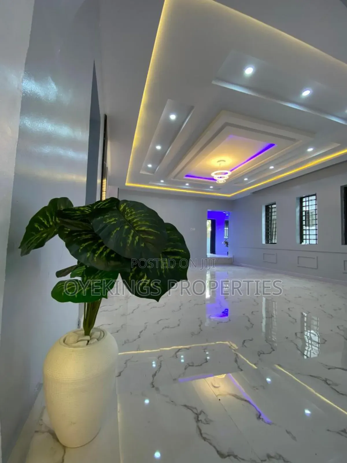 3bdrm Bungalow in Ateere, Akala Express for sale