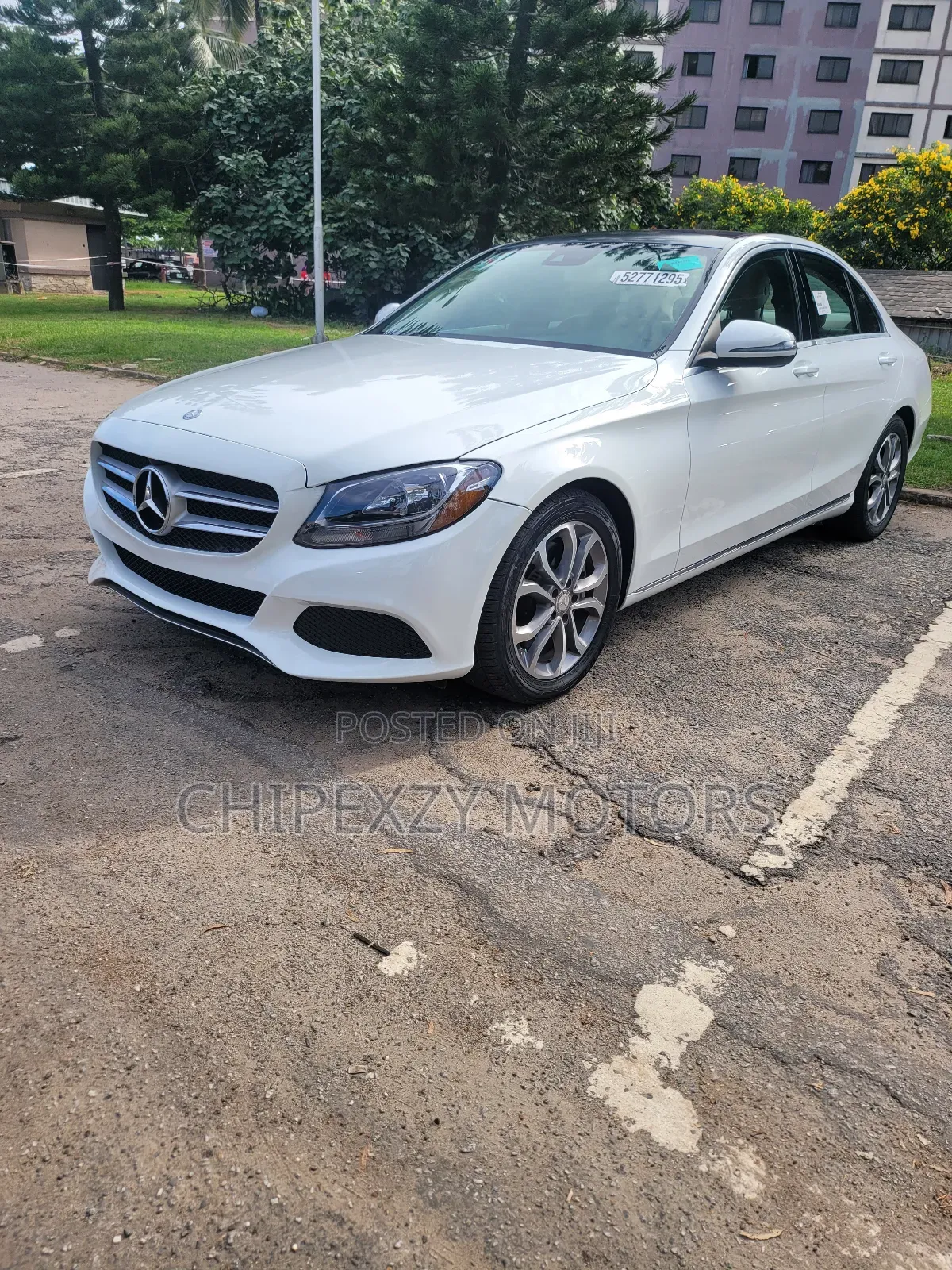 Mercedes-Benz C300 Luxury 4matic Sedan AWD (2.0L 4cyl 7A) 2017 White