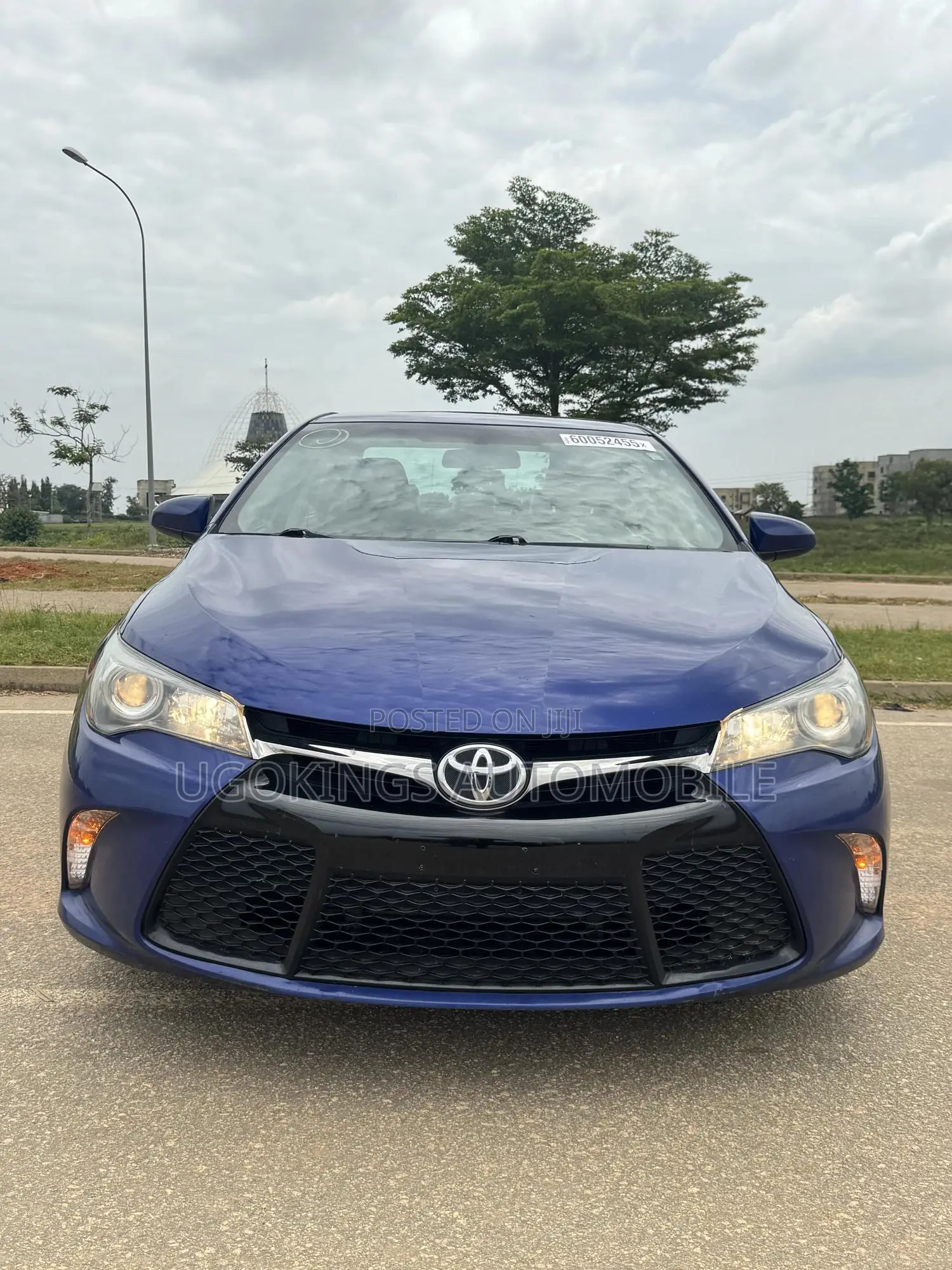 Toyota Camry SE 4dr Sedan (2.5L 4cyl 6A) 2015 Blue