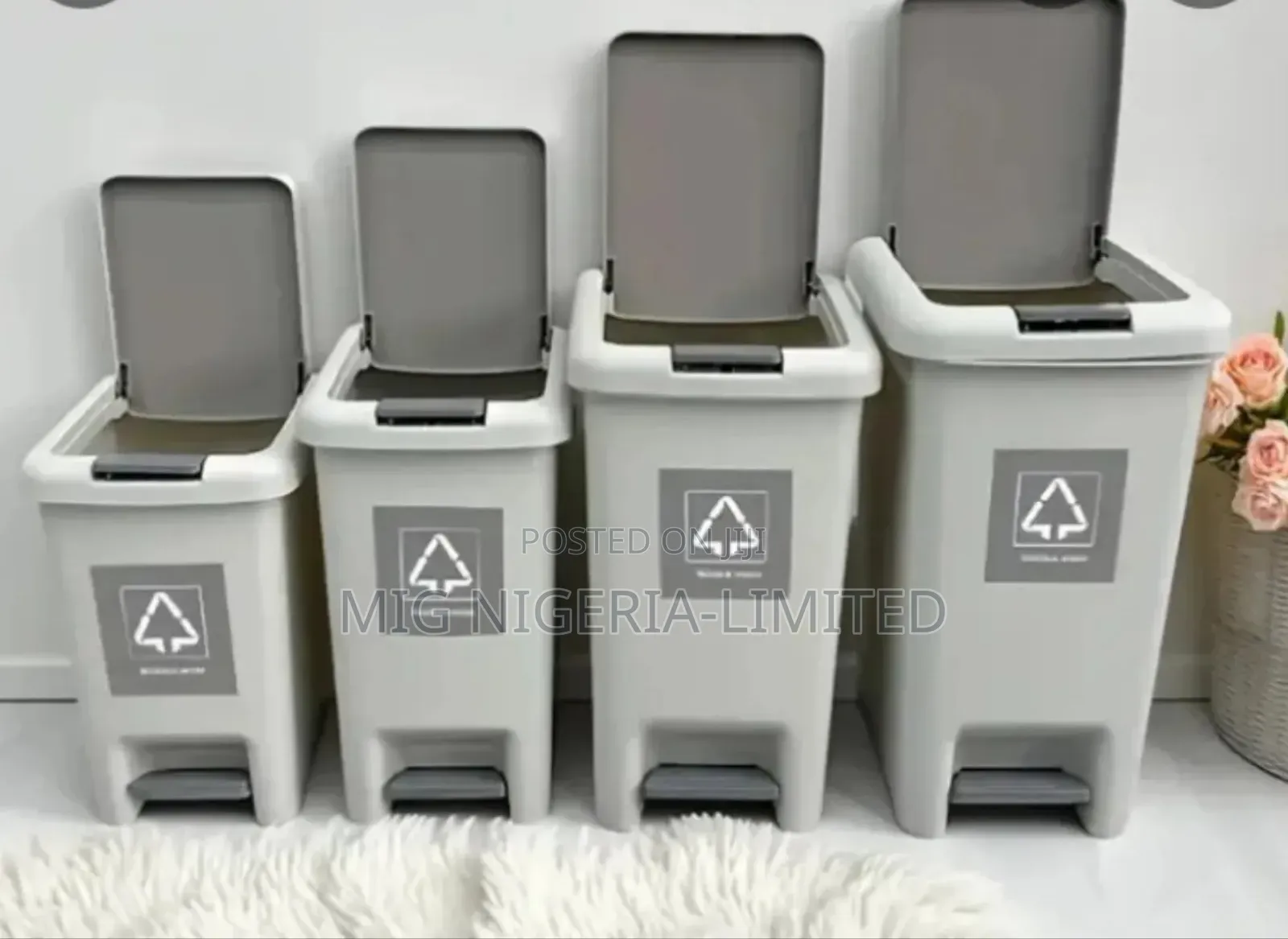 1pc Large Capacity Plastic Trash Can With Foot Pedal, Kitchen, Toilet