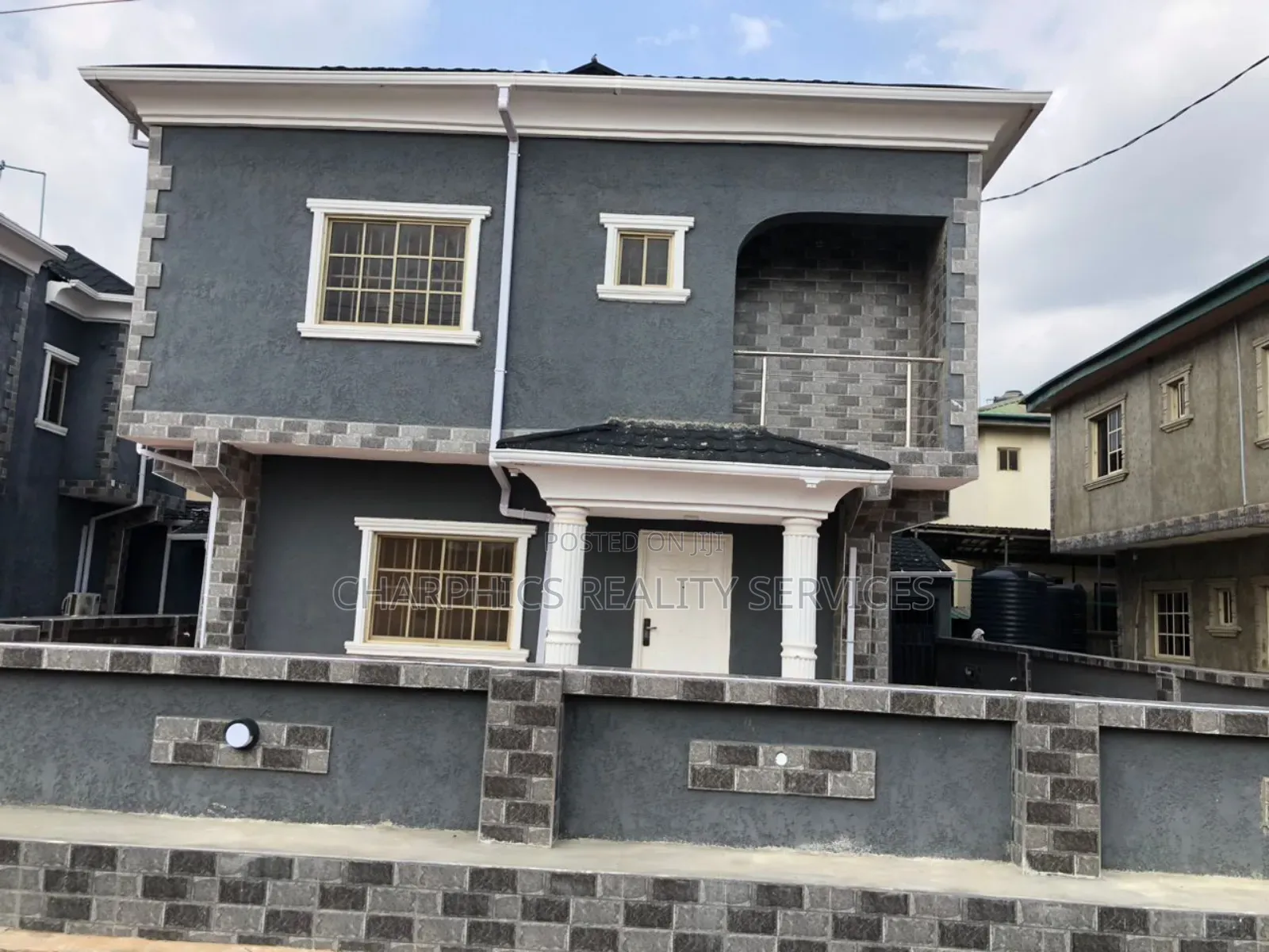 3bdrm Duplex in Ojodu for sale