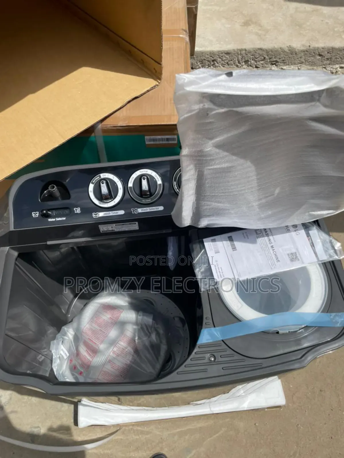 Lg Washing Machine 7kg Manual Wash And Spin, Top Loader, Twins Tube..