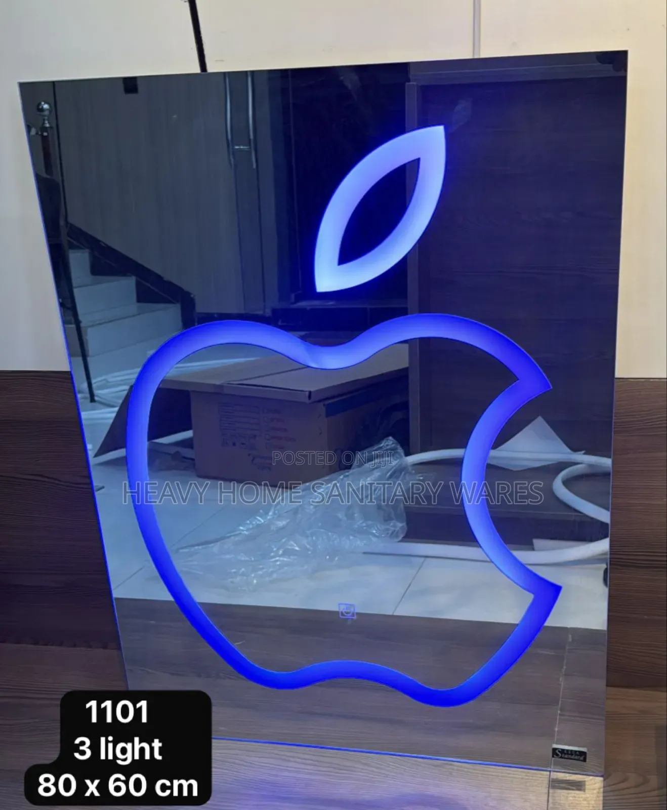 Big Apple Mirror With Lights 10