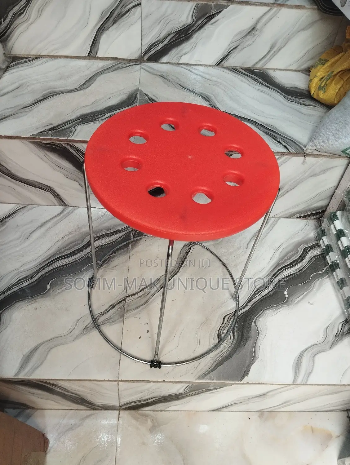 Low Seat Lab Stool Chair