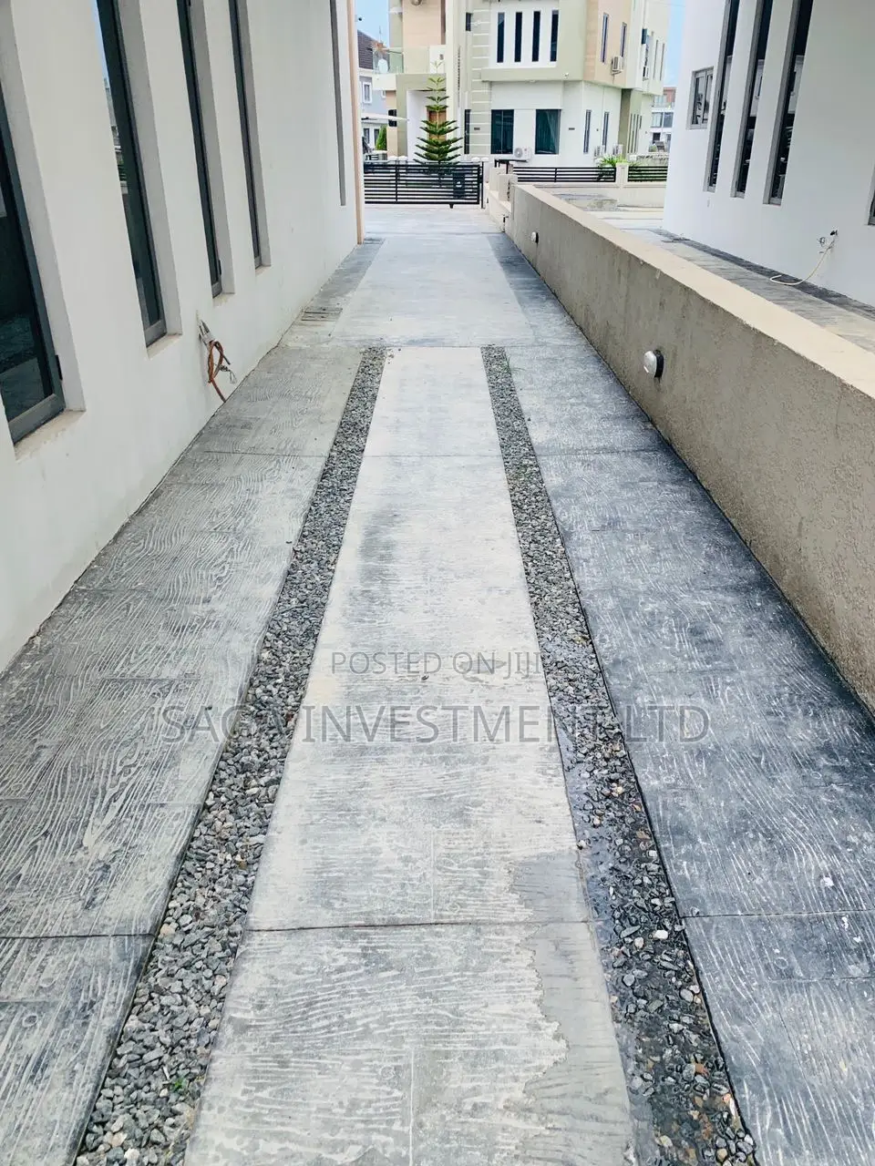 7bdrm Mansion in Victory Park Estate, Osapa london for sale