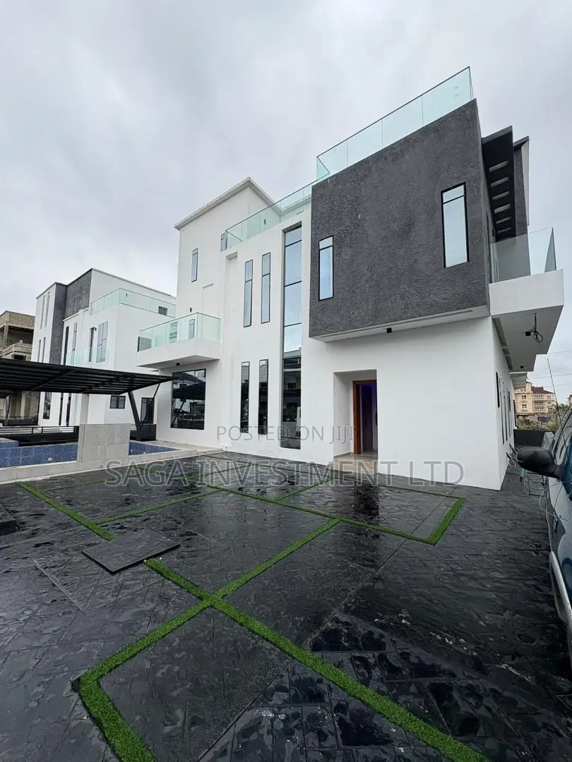 5bdrm Mansion in Victory Park Estate, Osapa london for sale