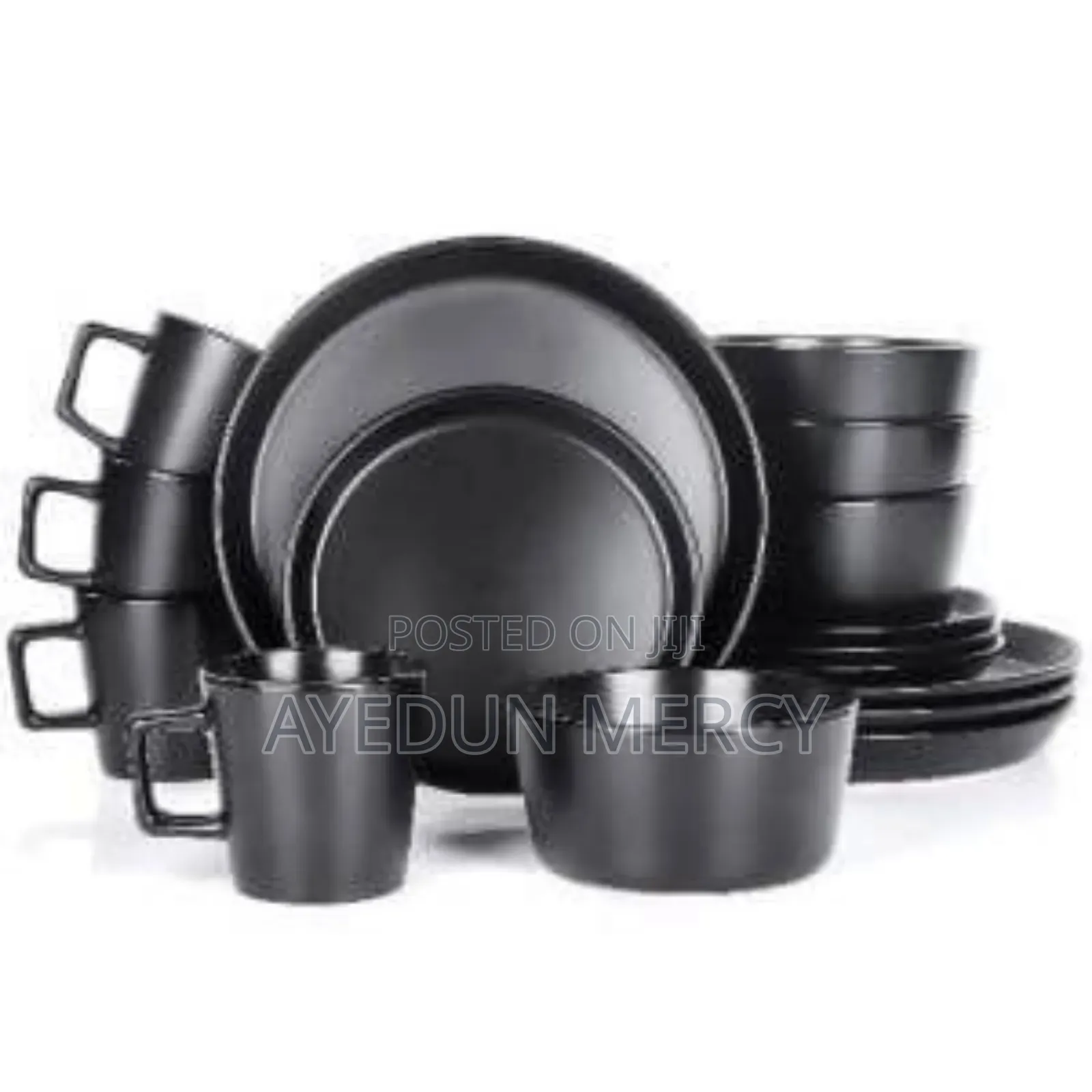 Set of Plate